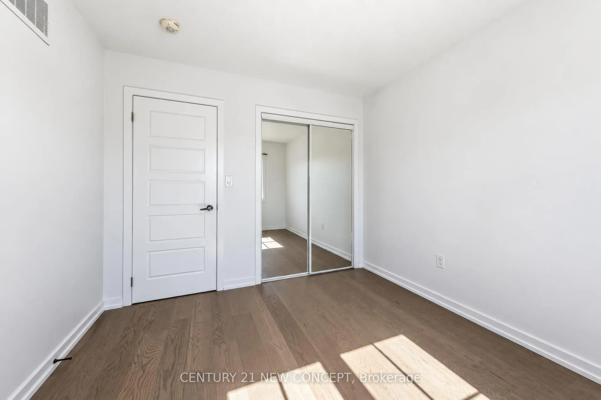 10 Scarletwood Street