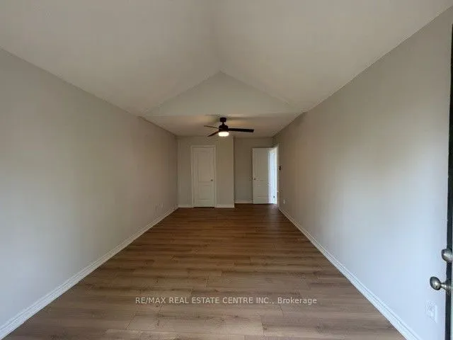 16 Panorama Way