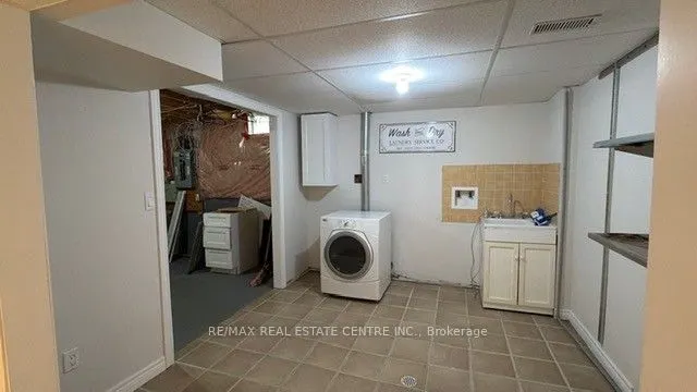16 Panorama Way