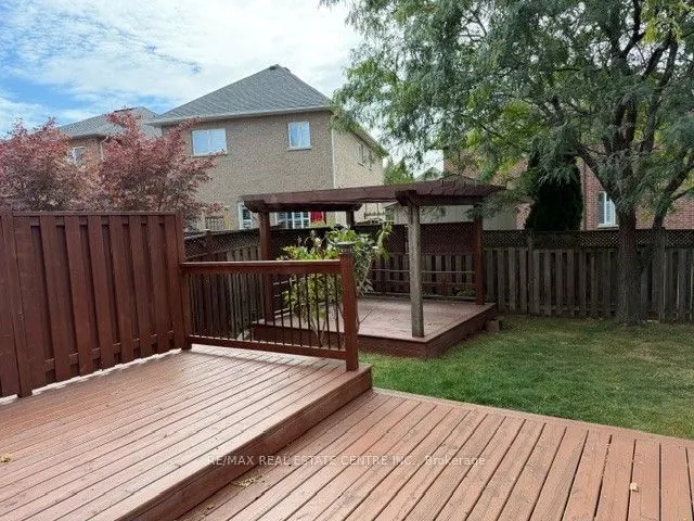 16 Panorama Way