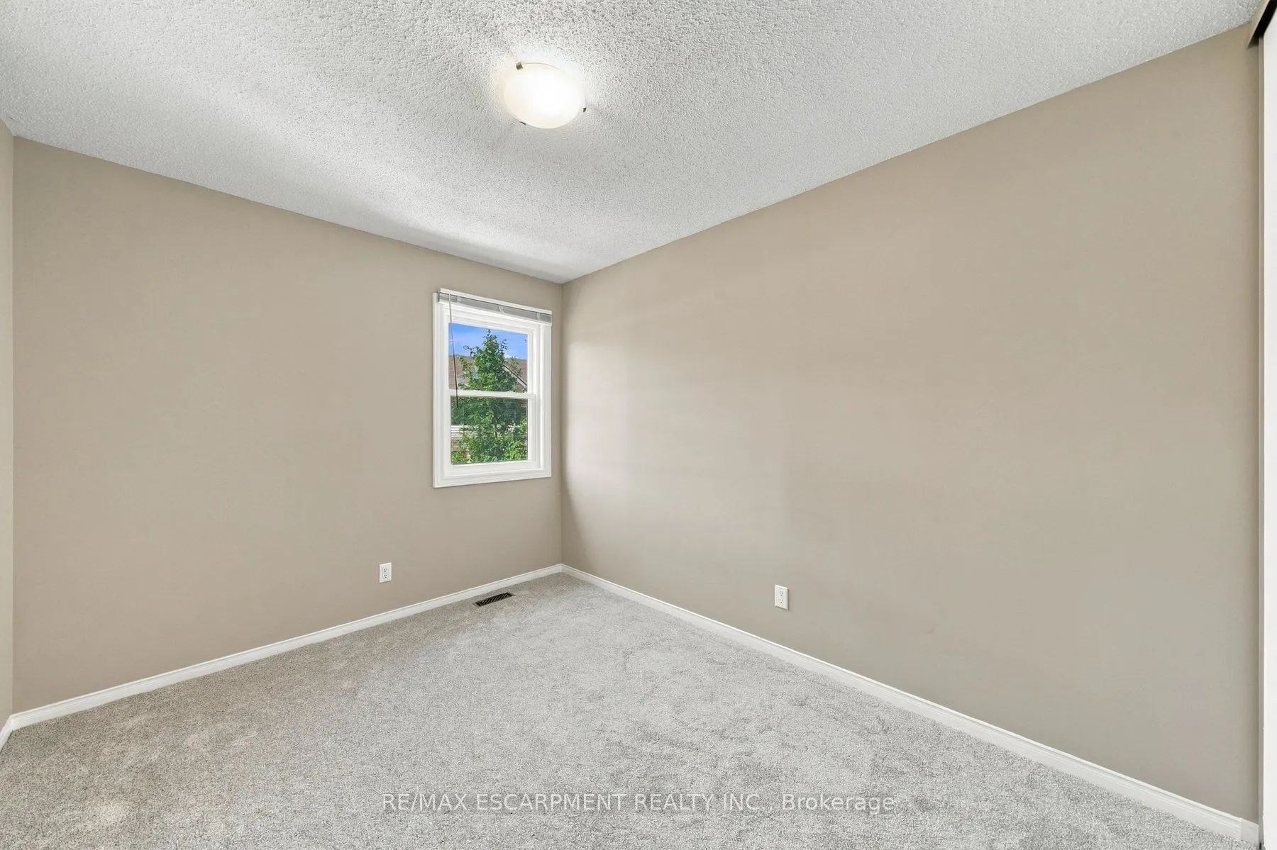 55 Kerman Avenue #47