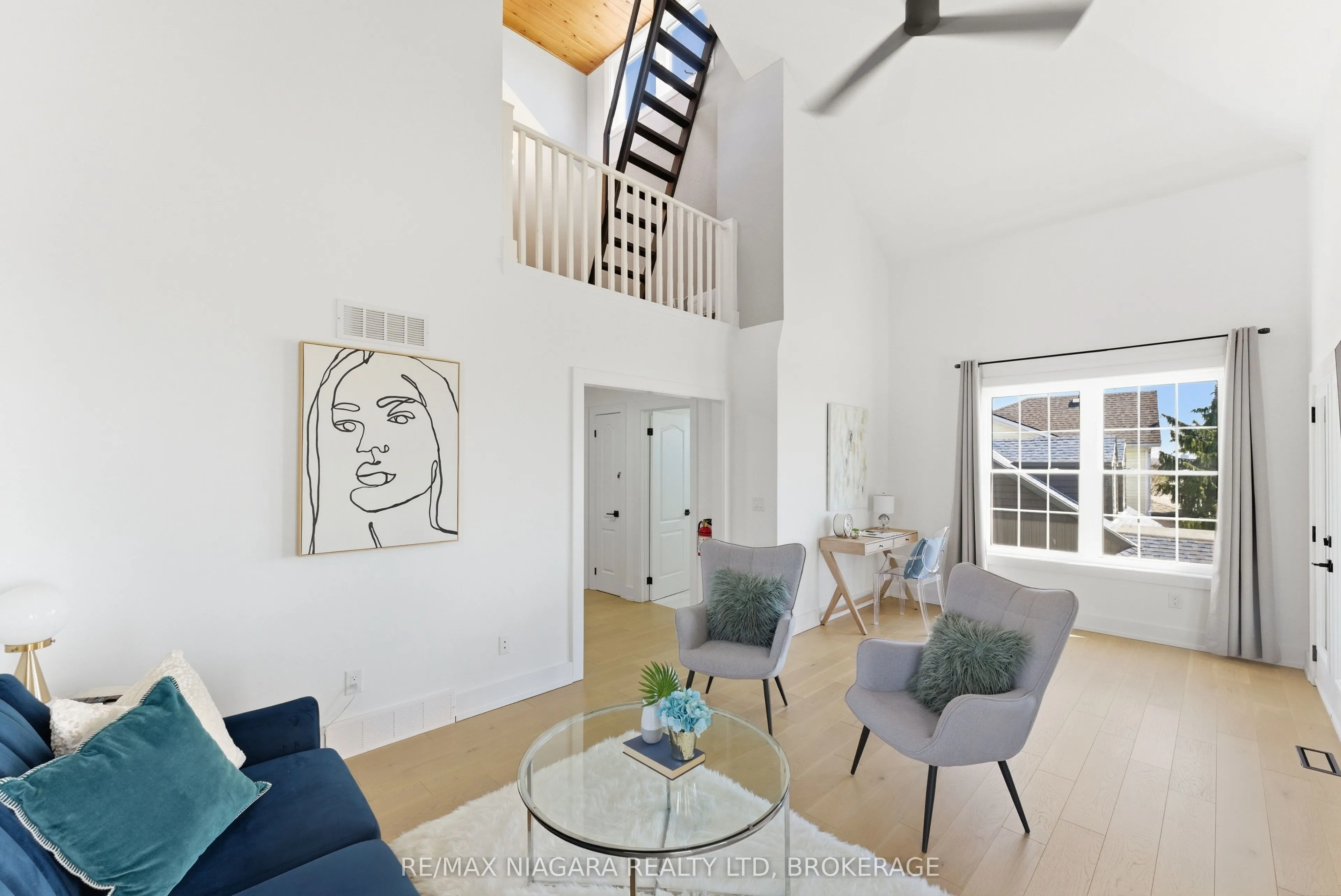 616 Lakeshore Road