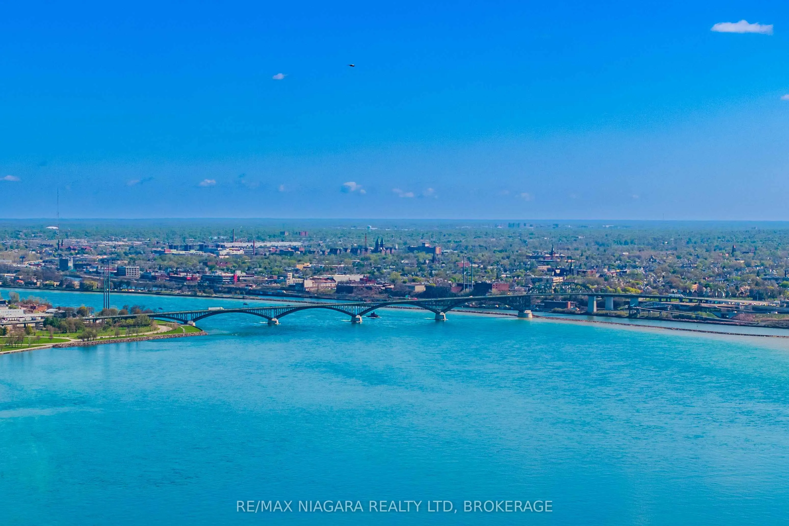 616 Lakeshore Road