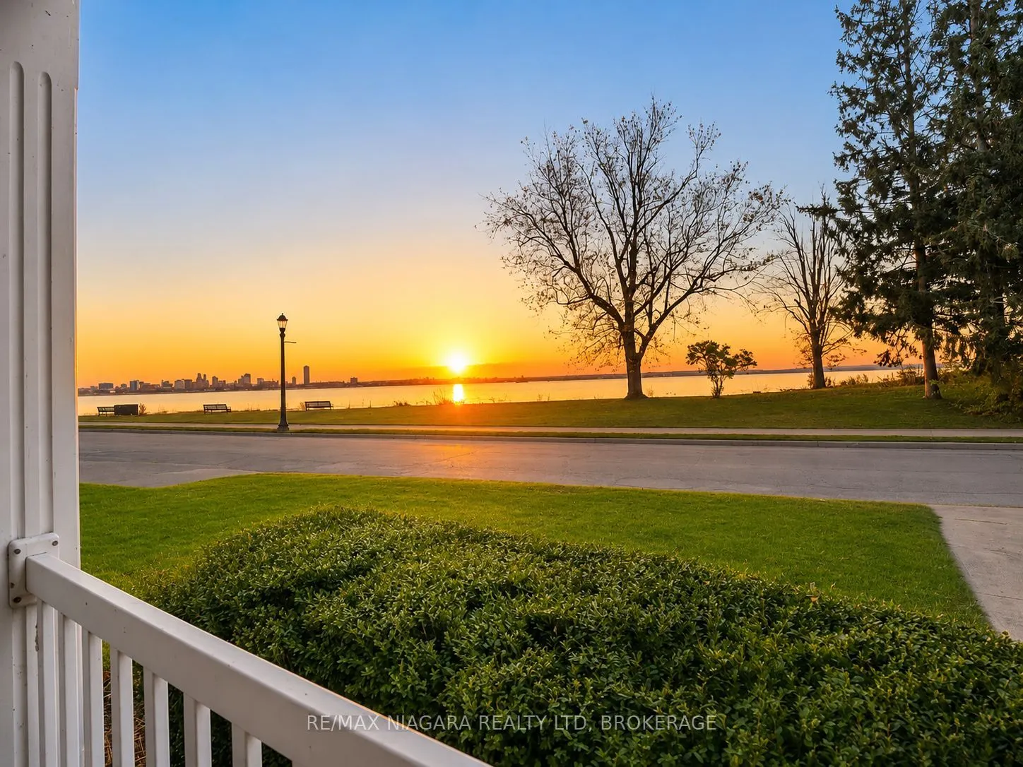 616 Lakeshore Road