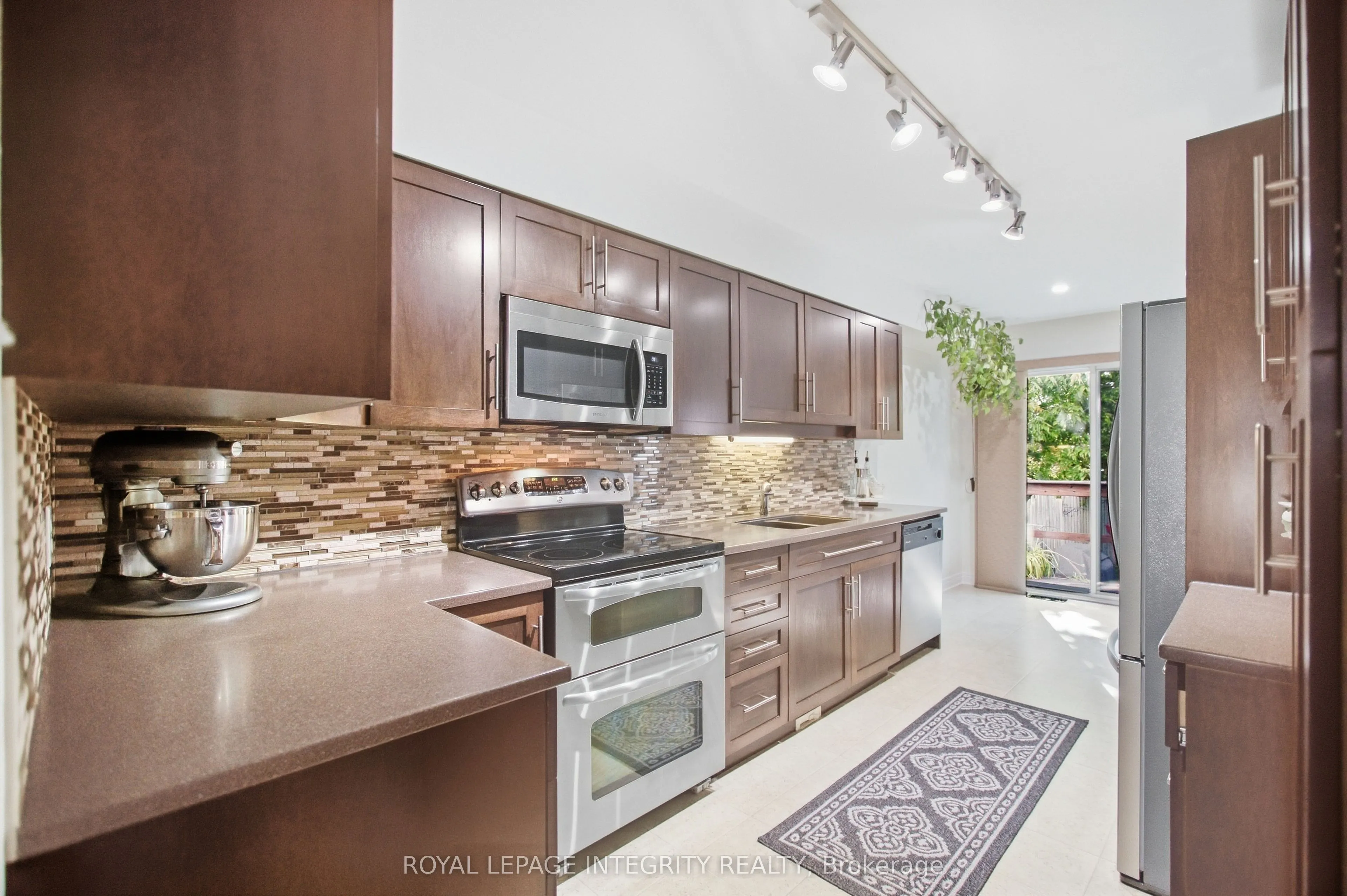72 Redpath Drive