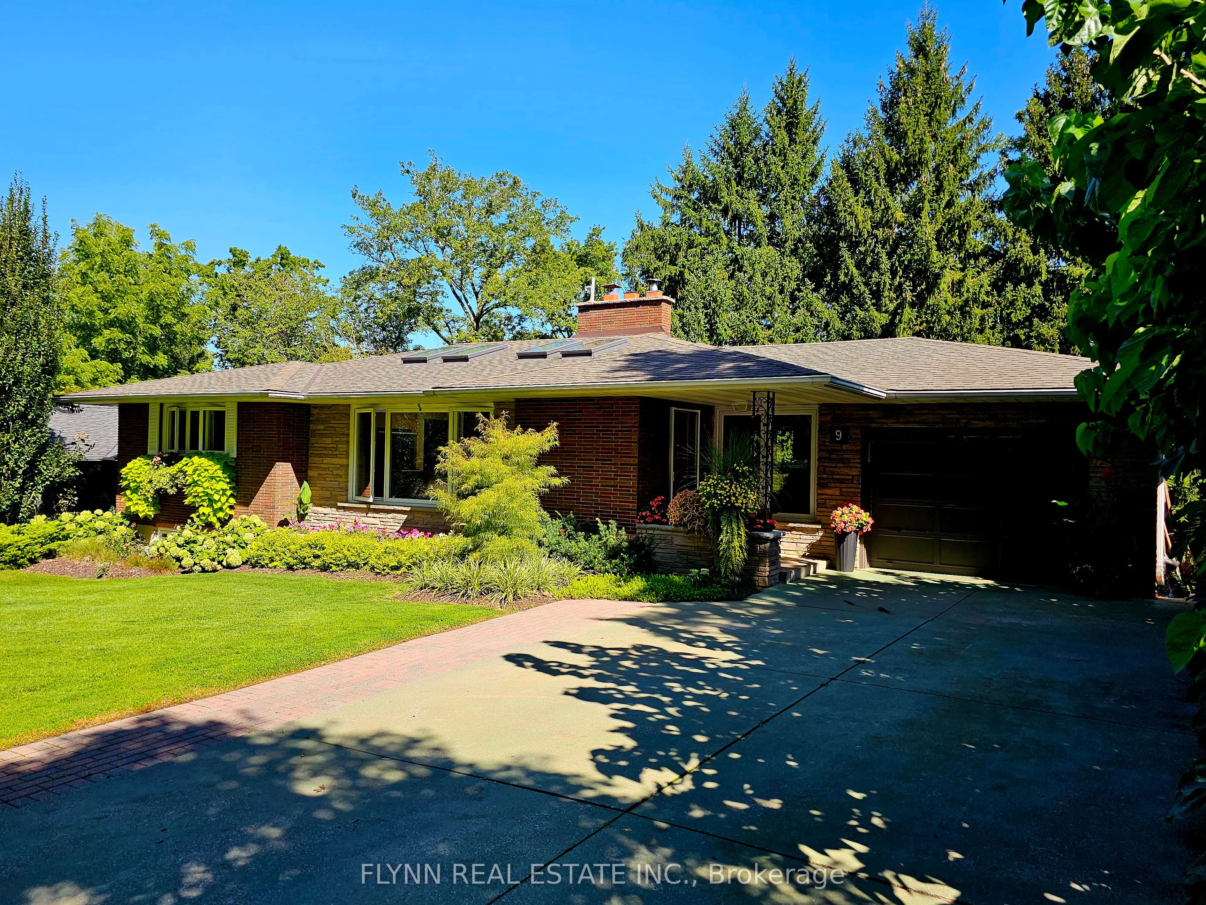 9 Allandale Drive