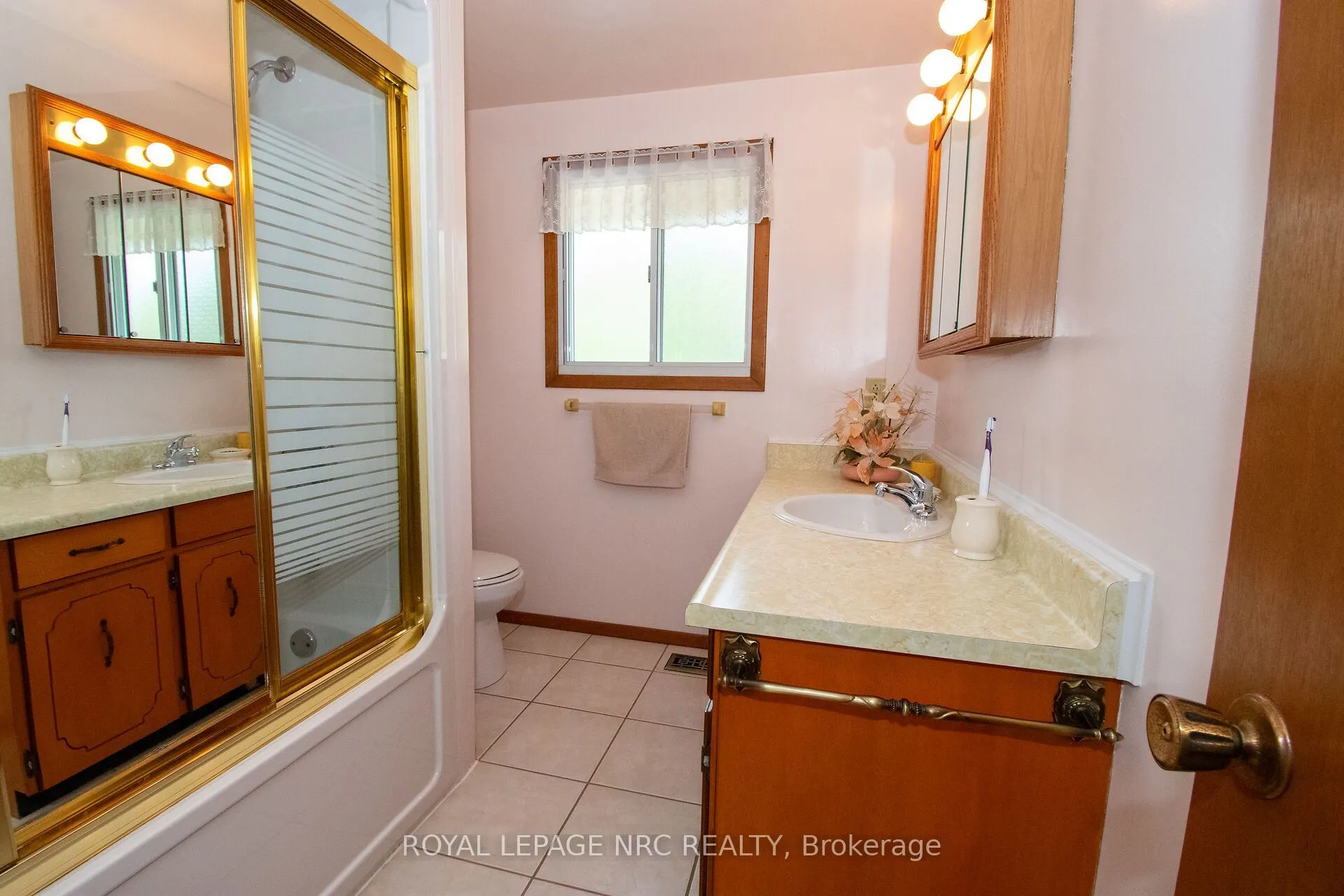 81 Ziraldo Road N
