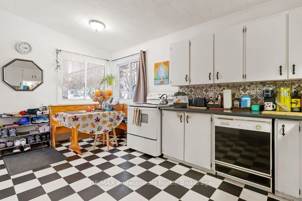 63 Sunnyside Street