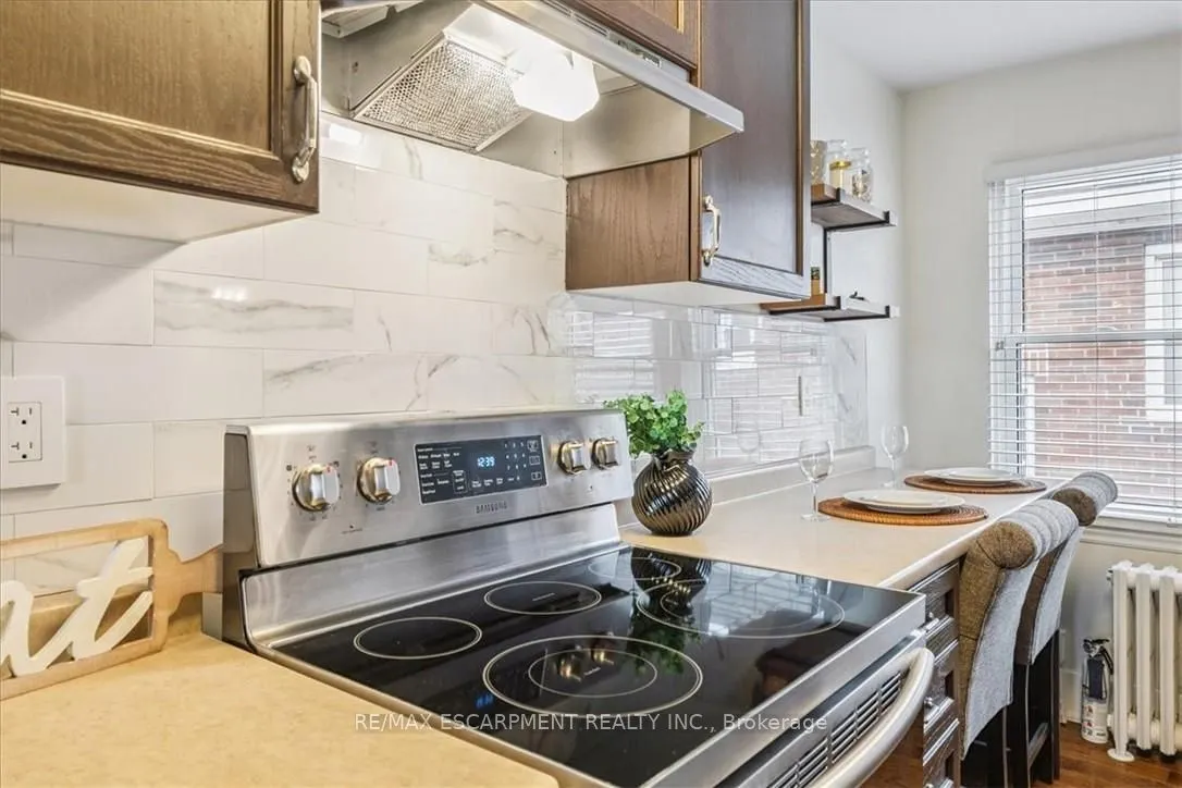 21 Mountwood Avenue #6