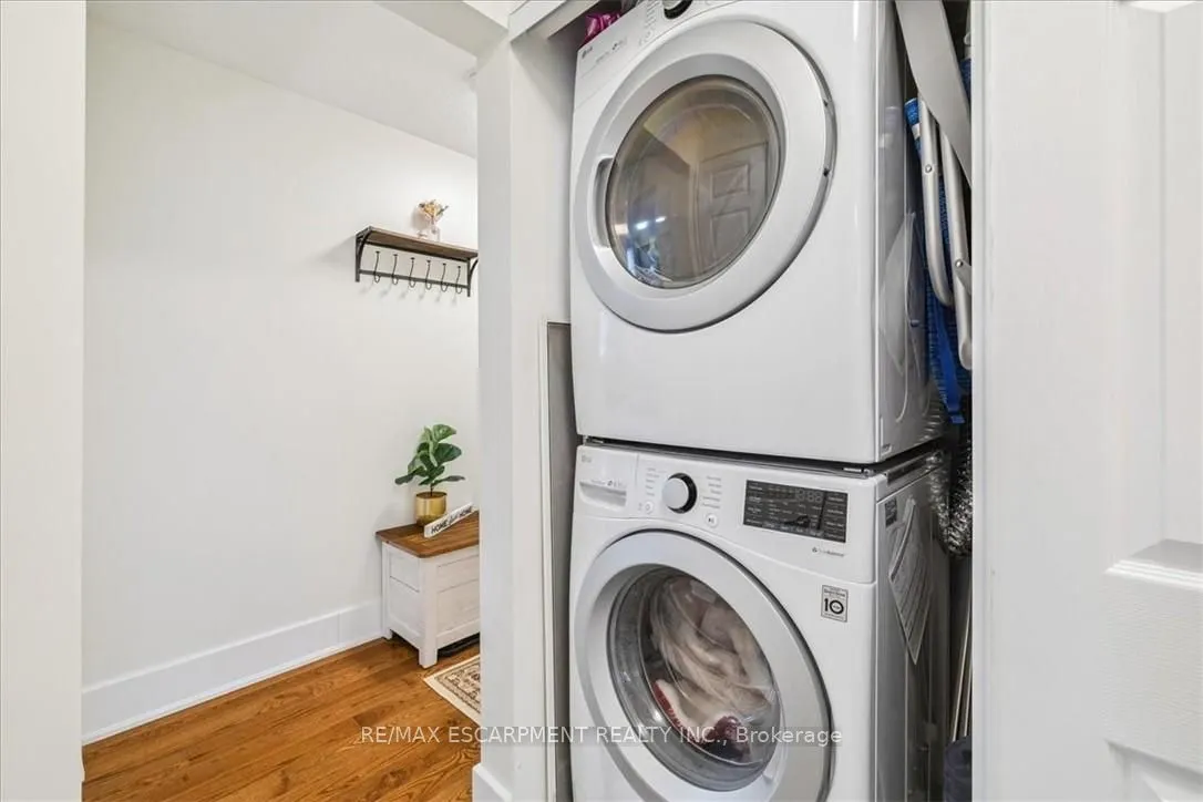 21 Mountwood Avenue #6