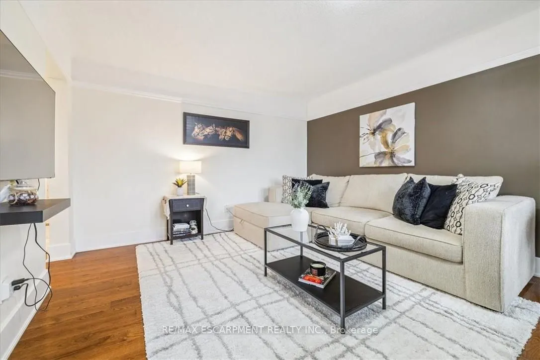 21 Mountwood Avenue #6