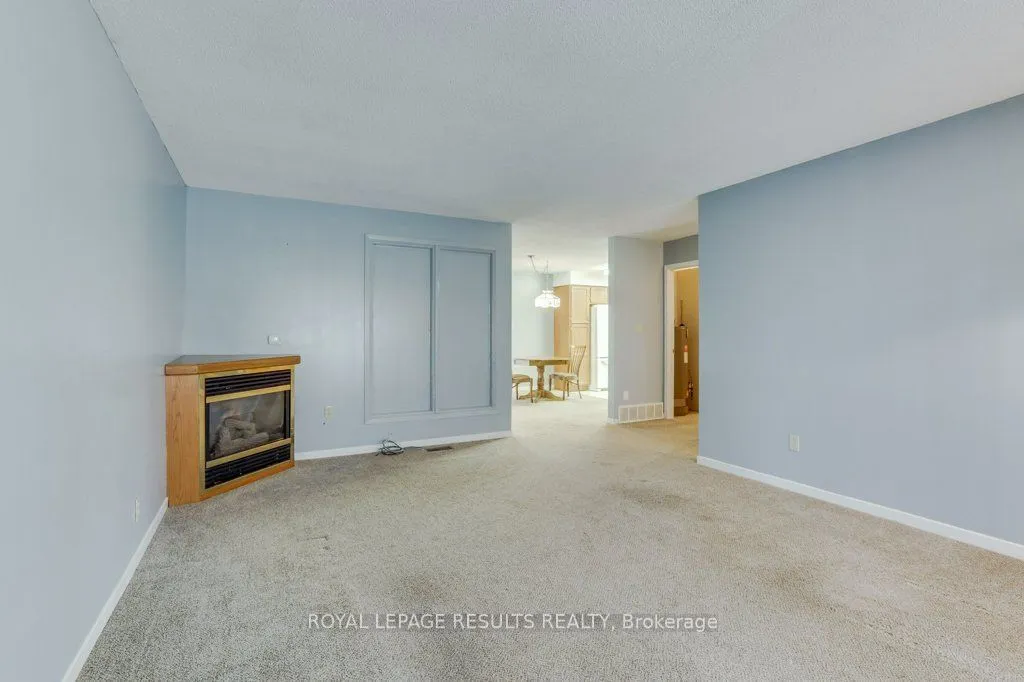 71 Edwin Crescent