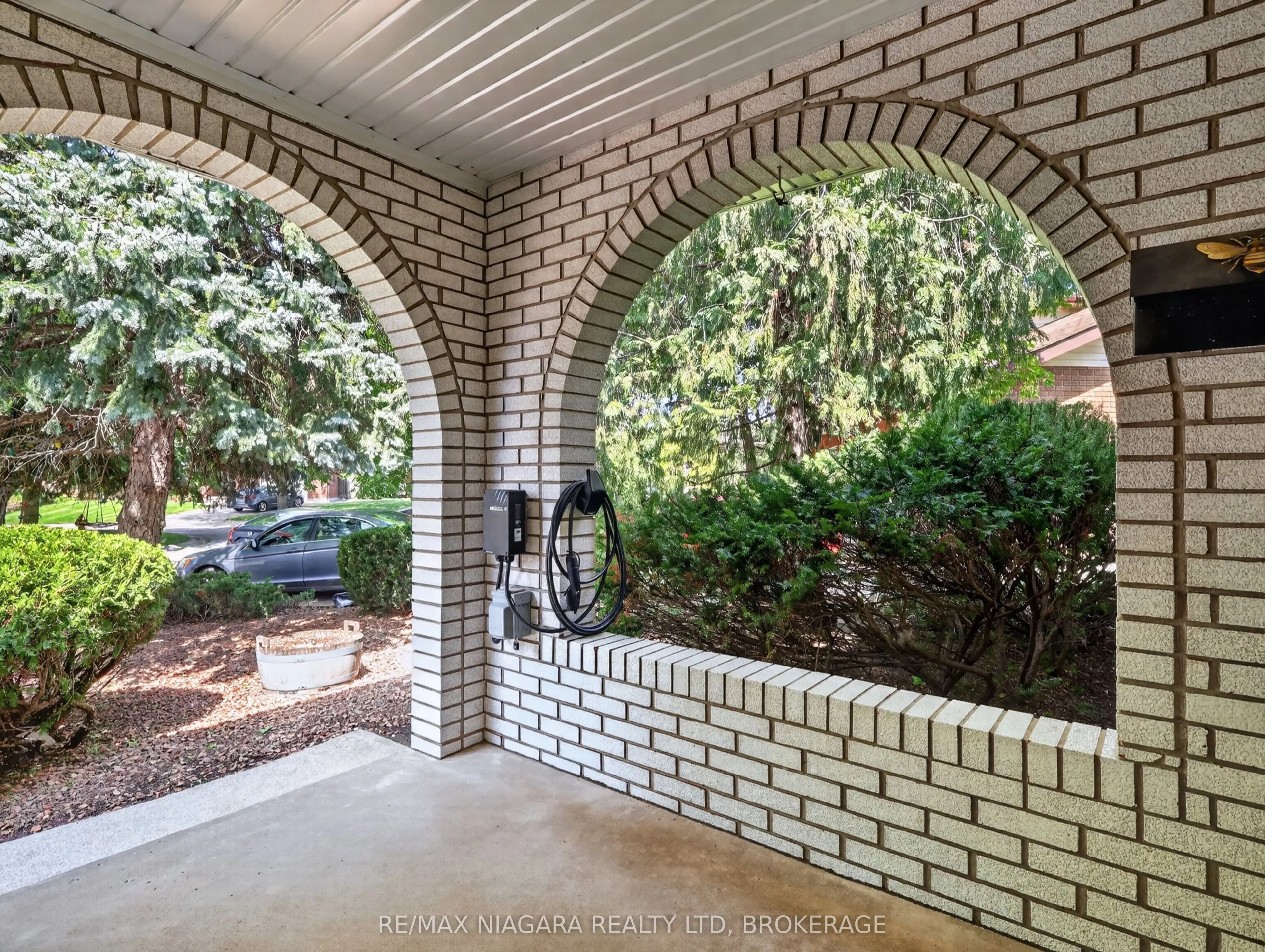 14 Fairlawn Court