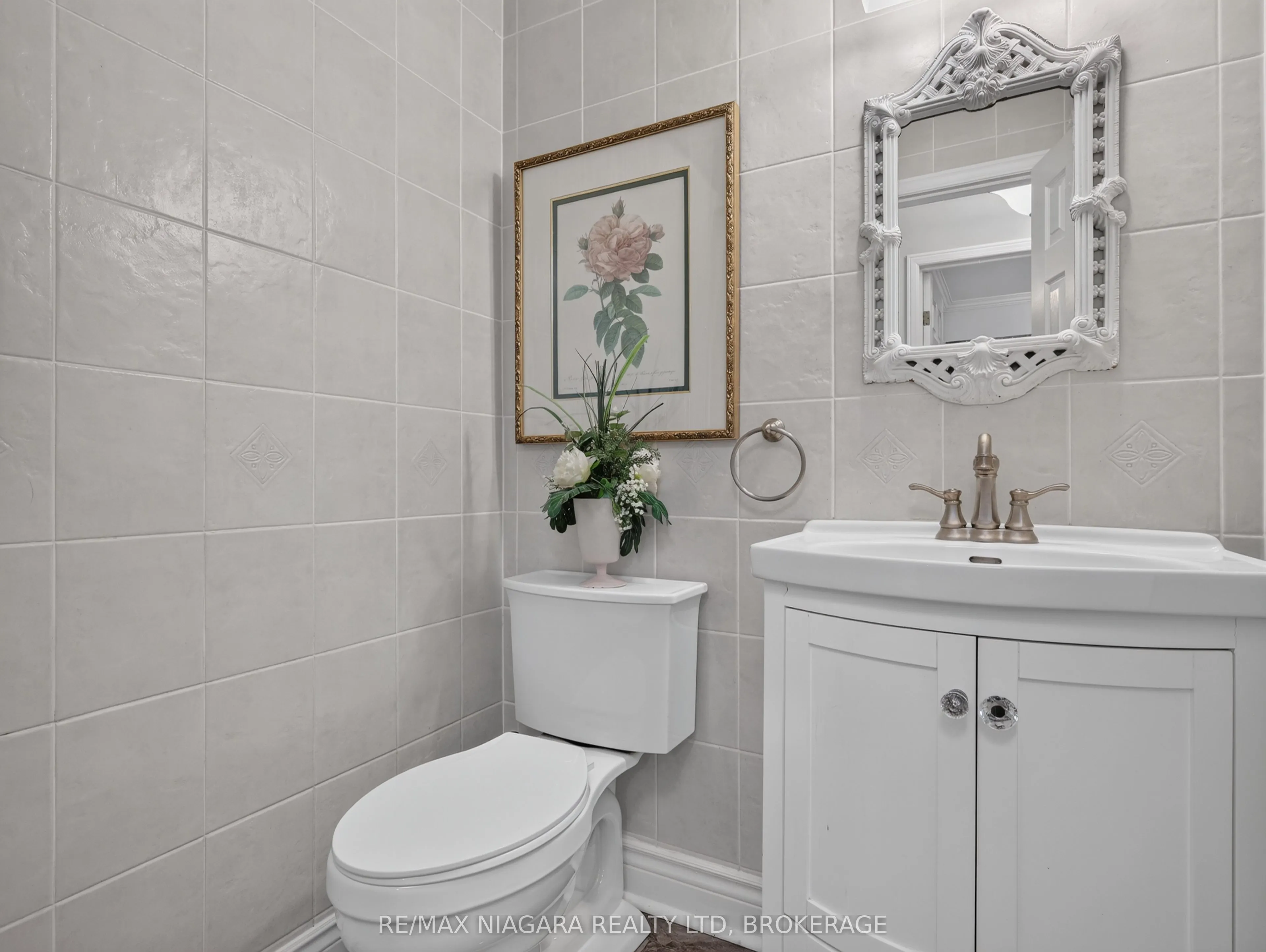 14 Fairlawn Court
