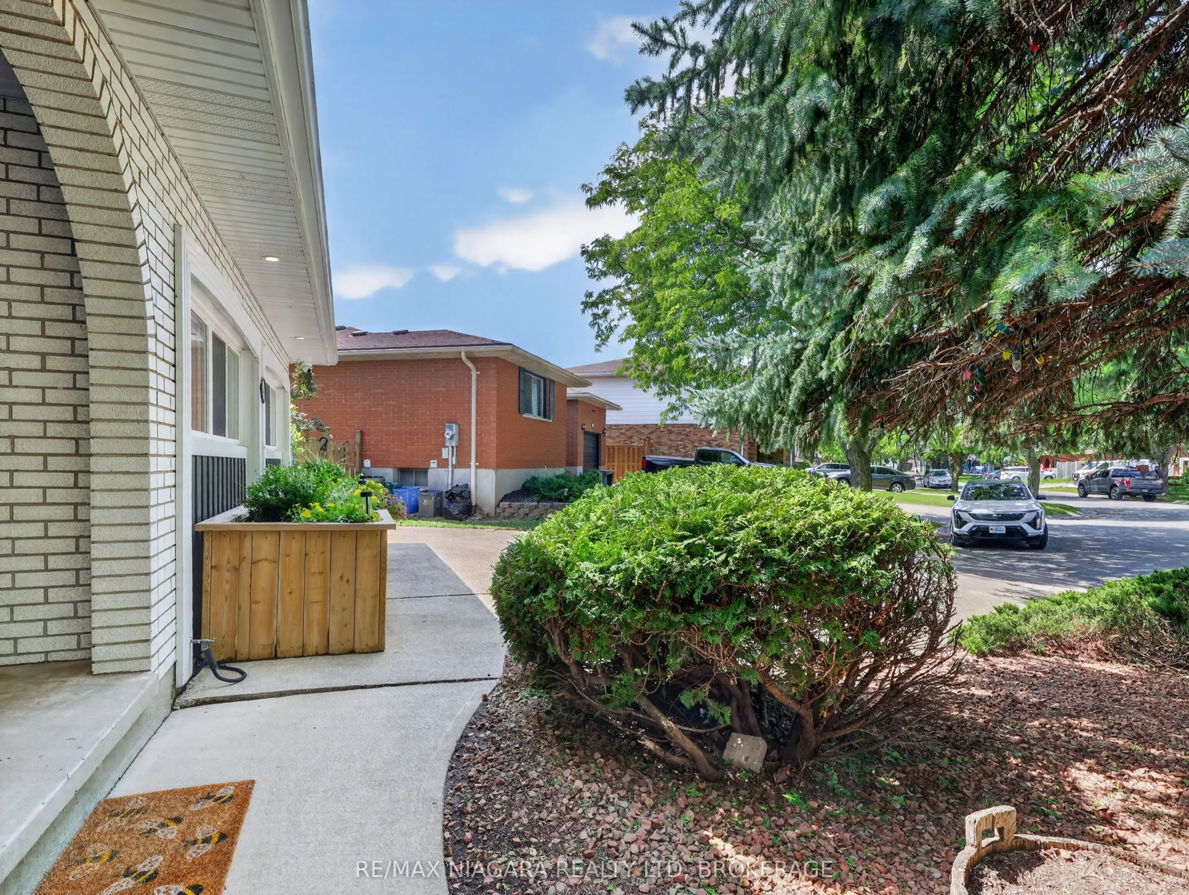 14 Fairlawn Court