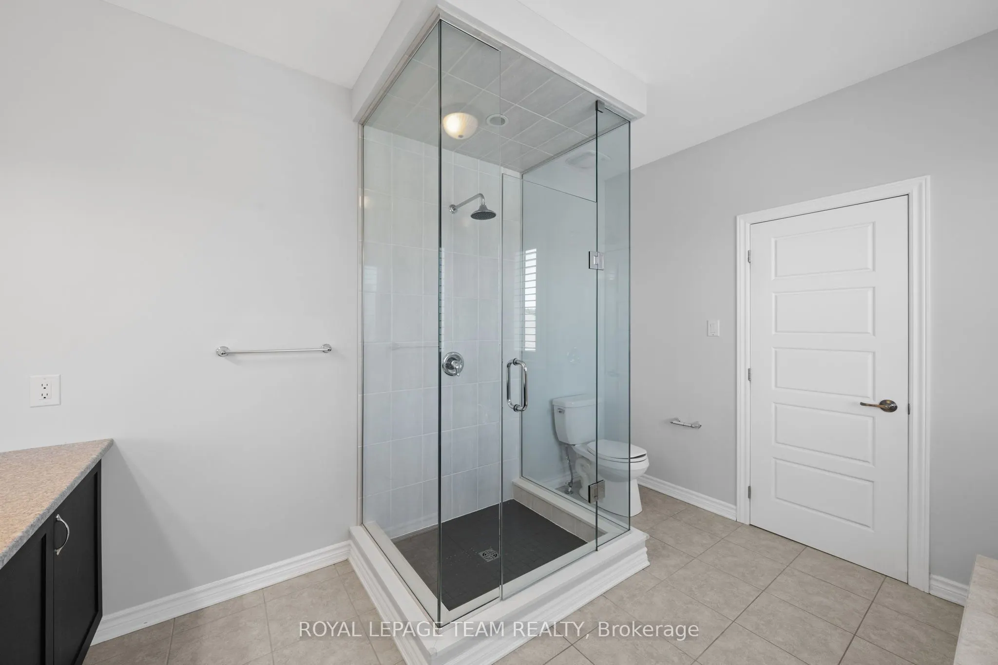 32 Escallonia Court