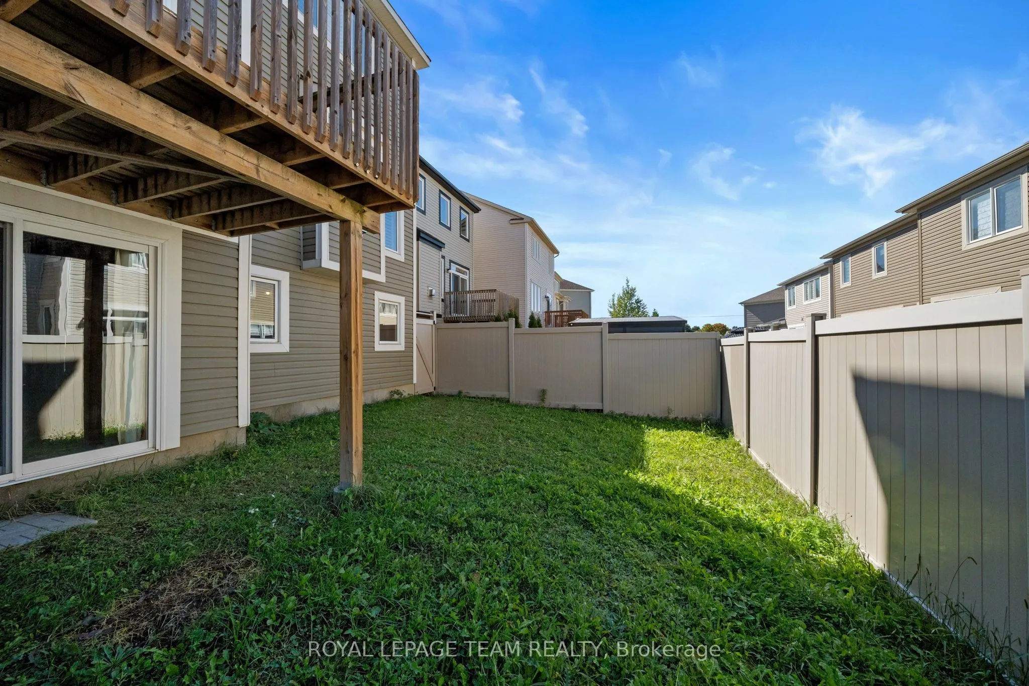 32 Escallonia Court