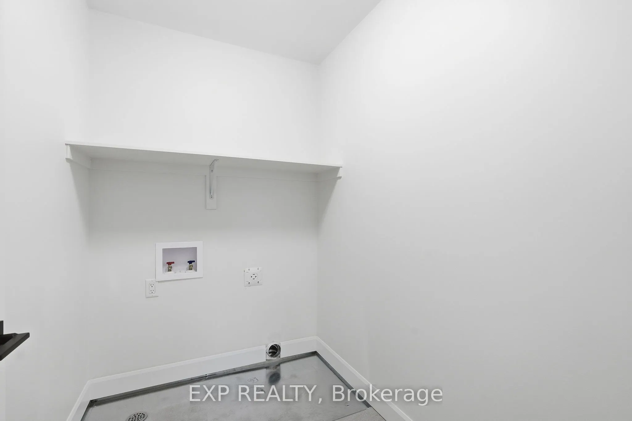 243 Sumac Crescent