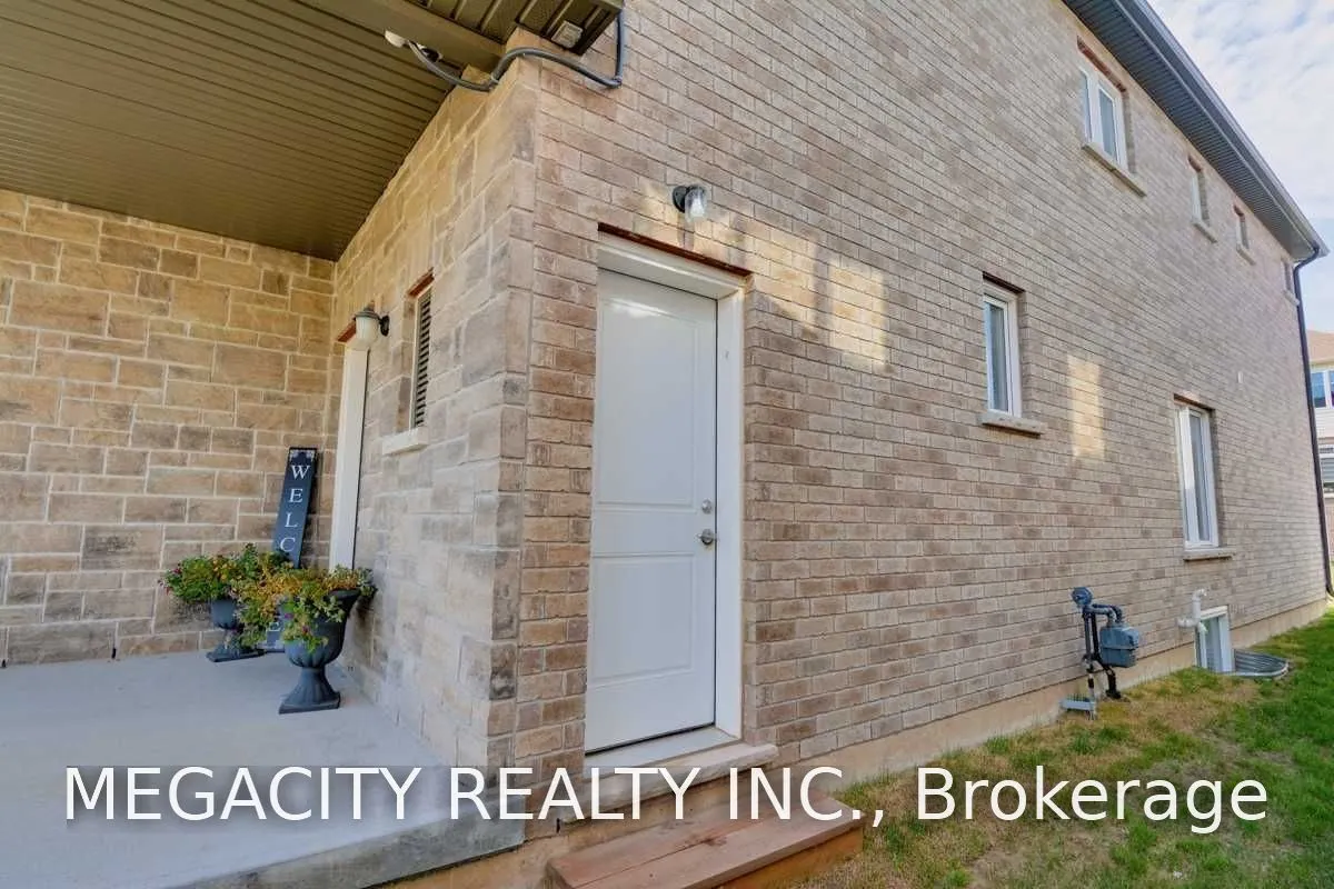 16 Tucker Street