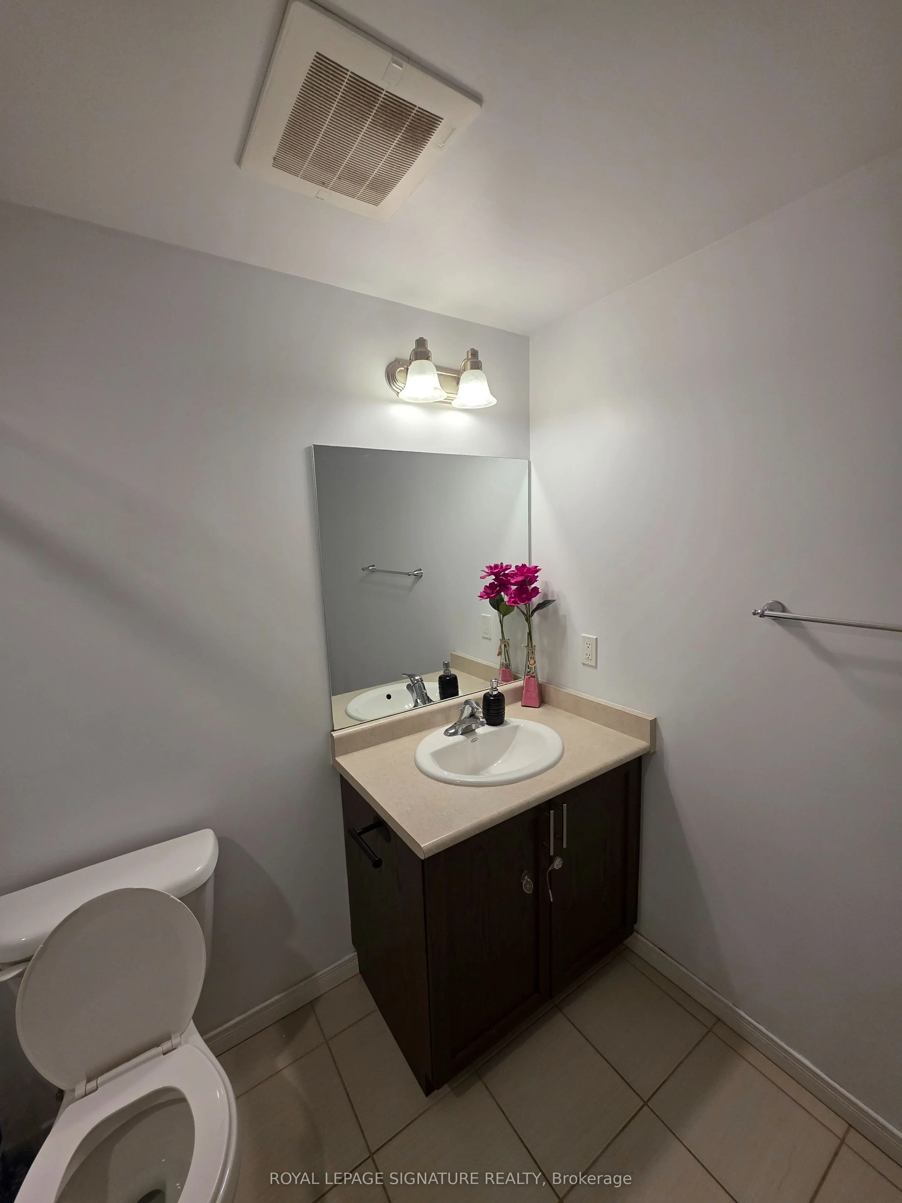 910 Wentworth Street #102