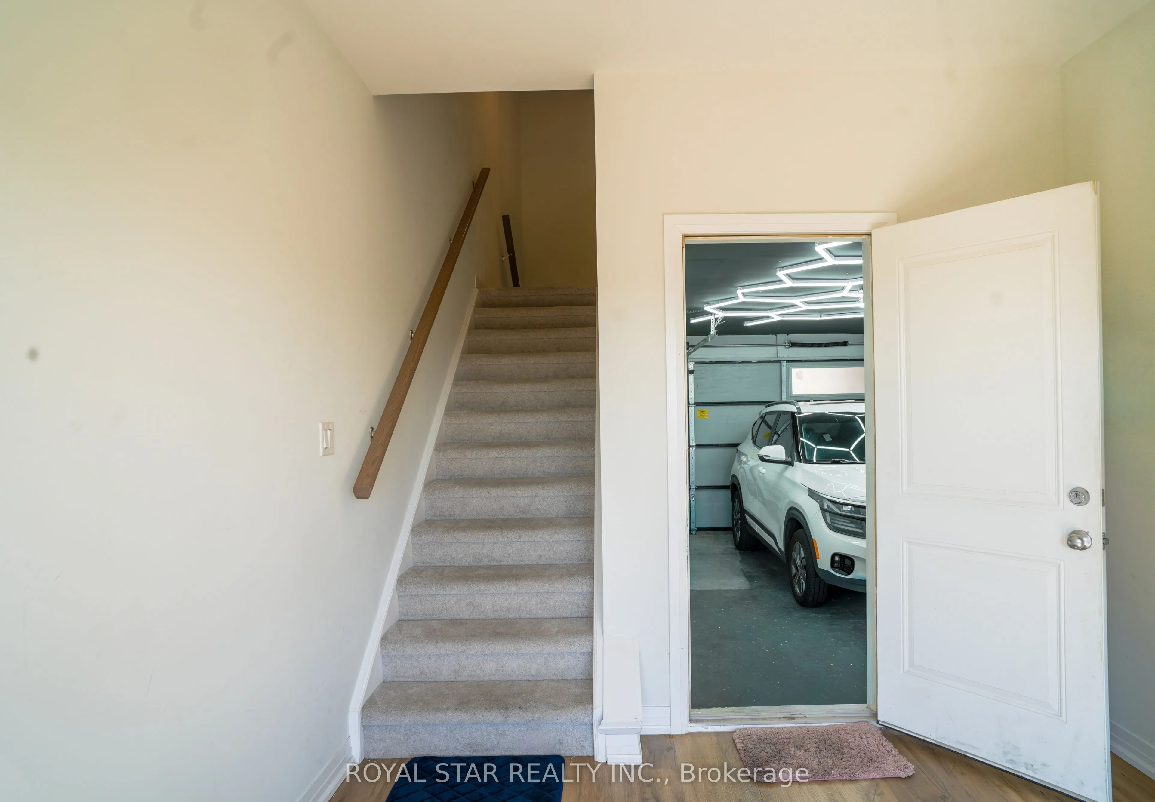 155 Equestrian Way #92