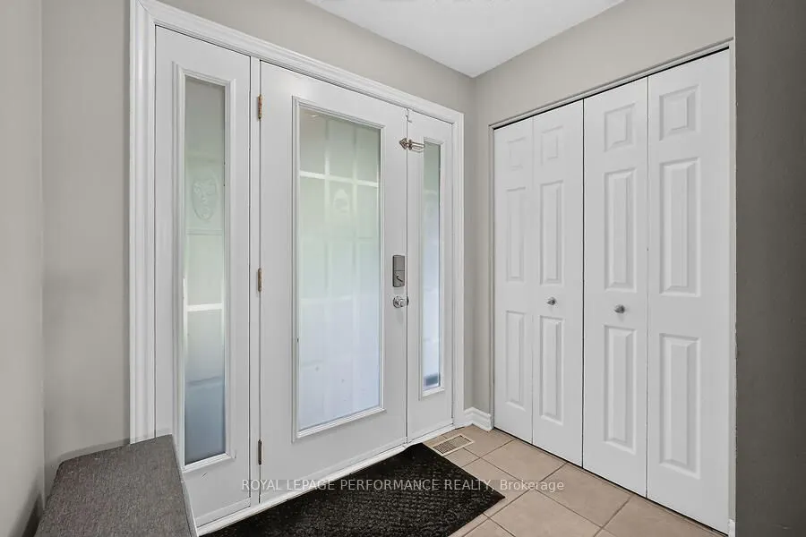 266 Mica Crescent W
