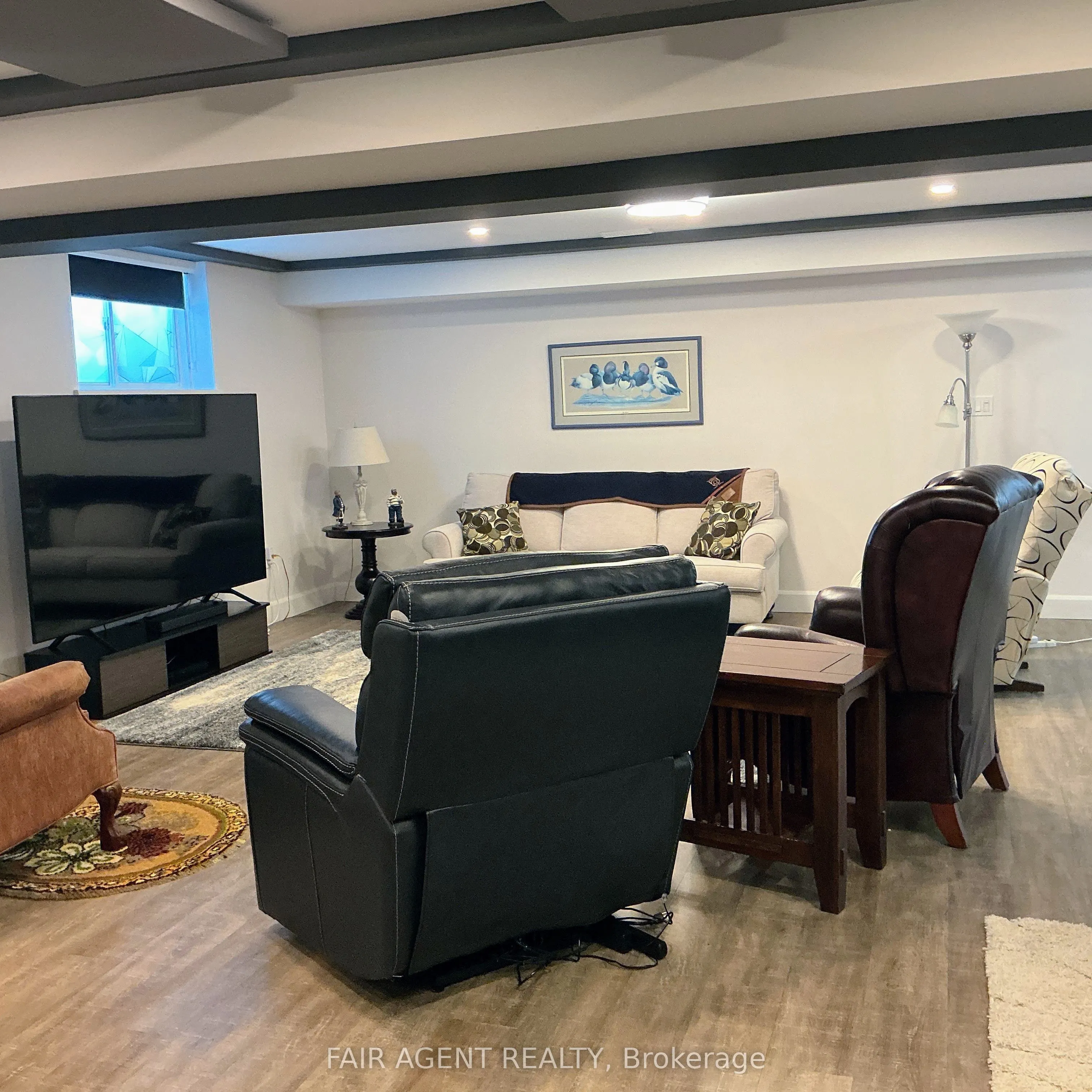 1236 Alberni Road