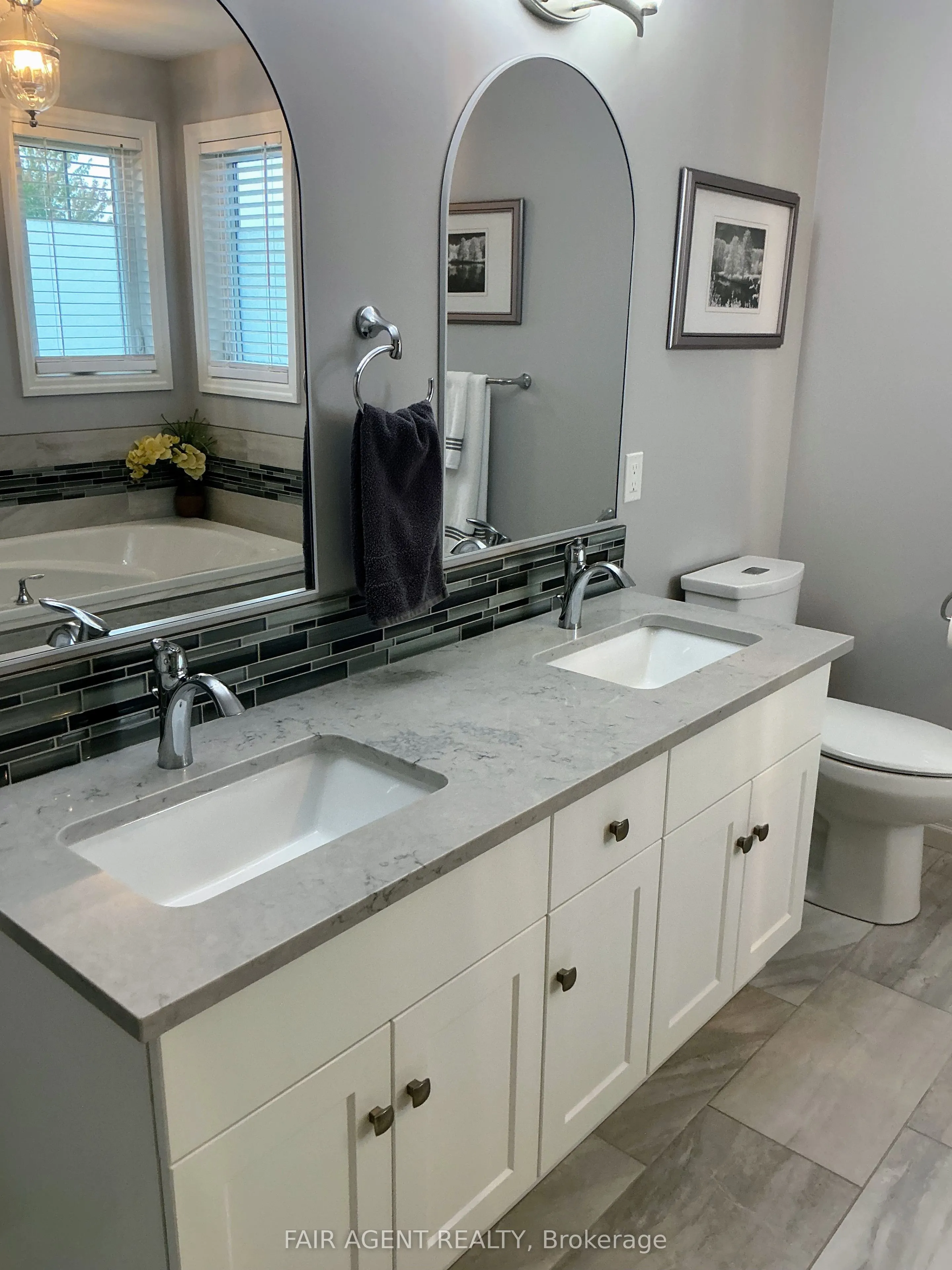 1236 Alberni Road