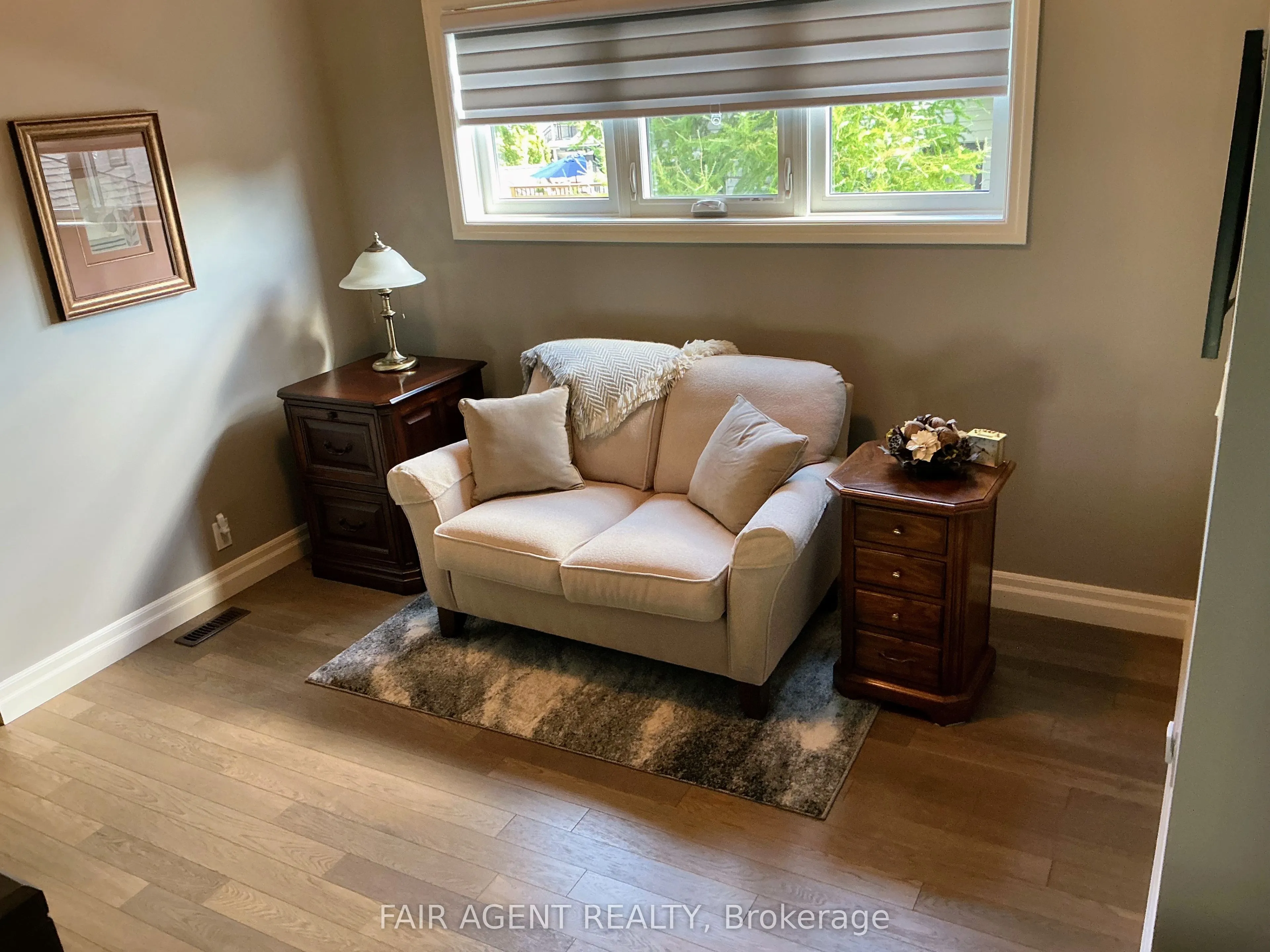 1236 Alberni Road