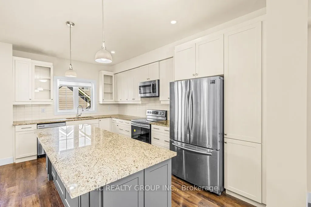 181 Yellow Birch Crescent
