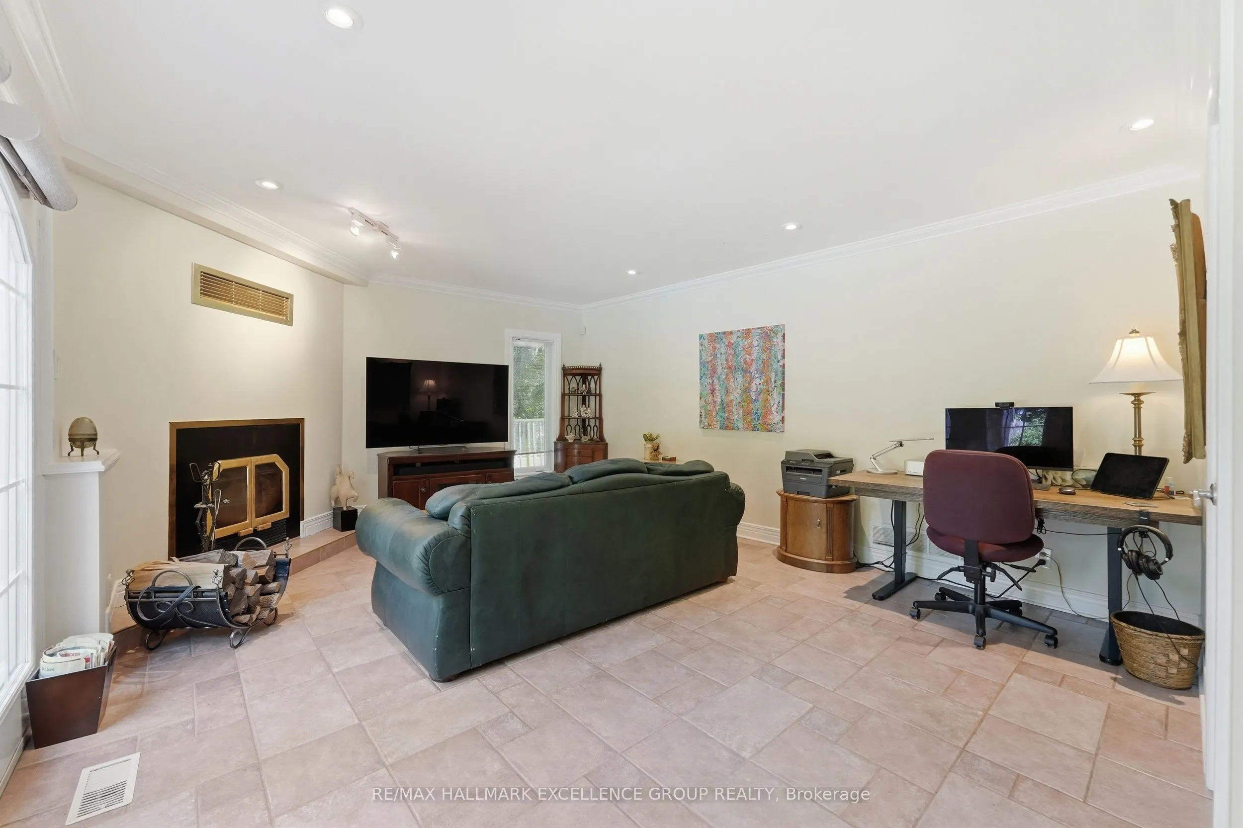 480 Du Ruisseau Street