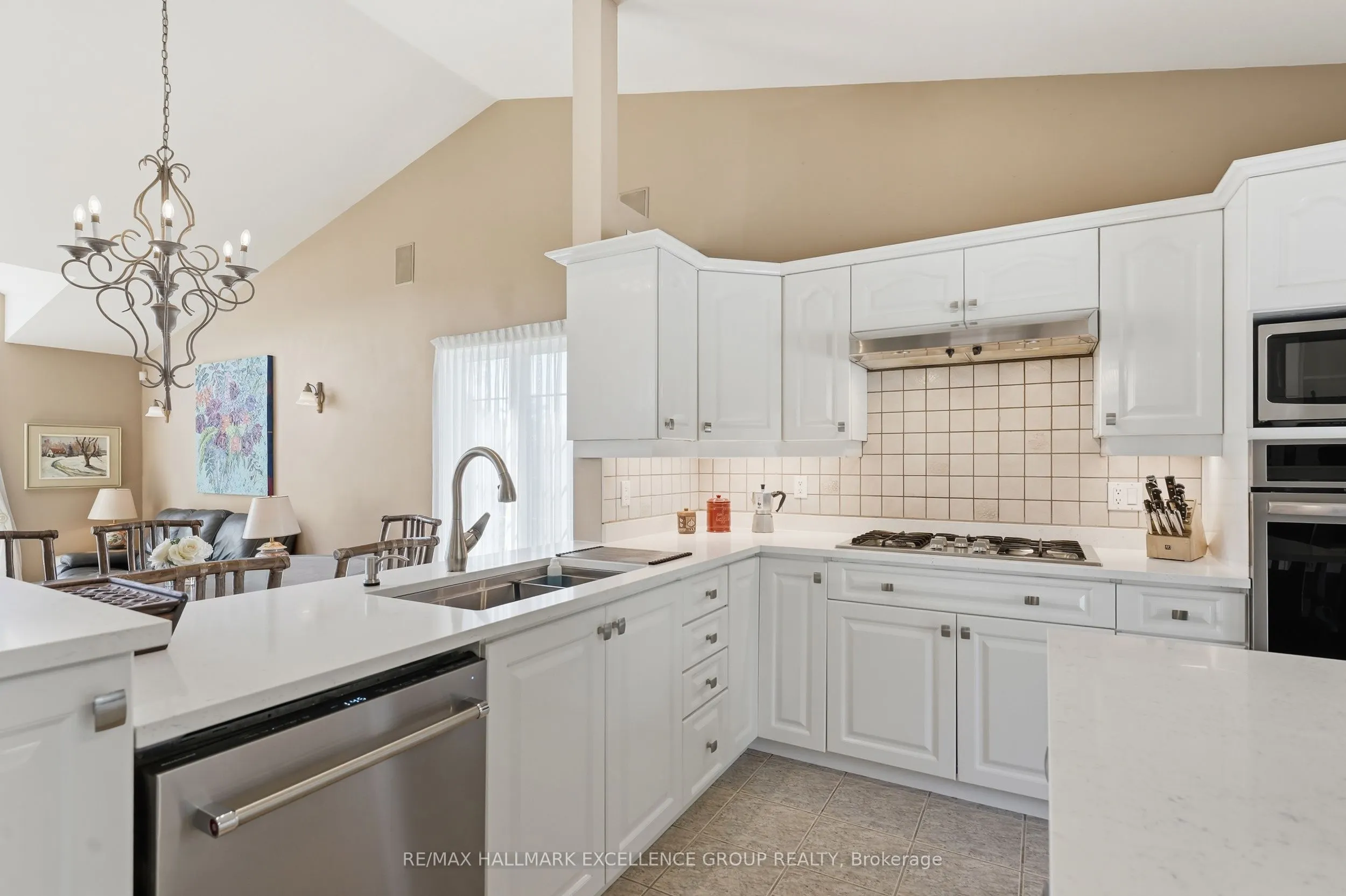 480 Du Ruisseau Street