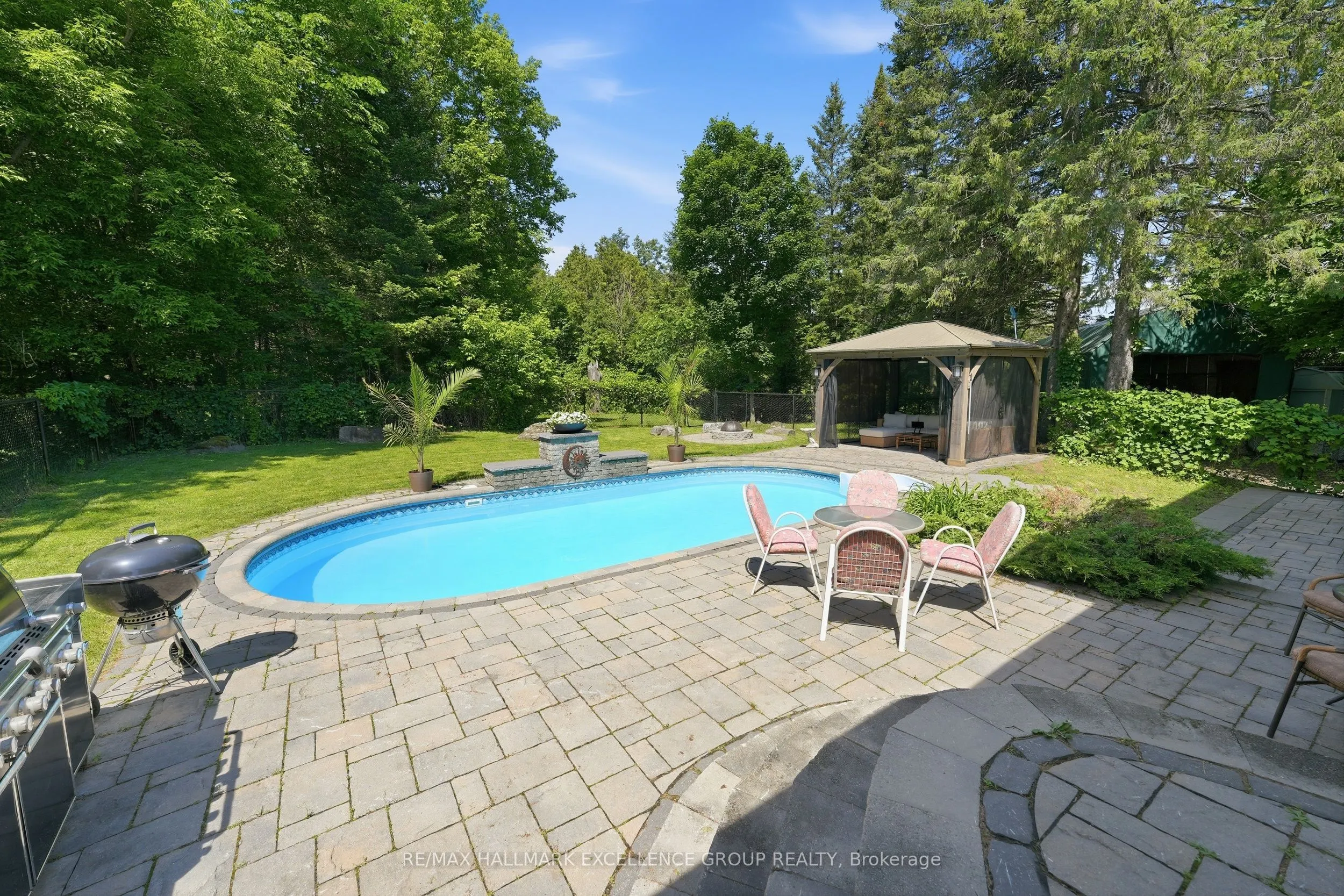 480 Du Ruisseau Street