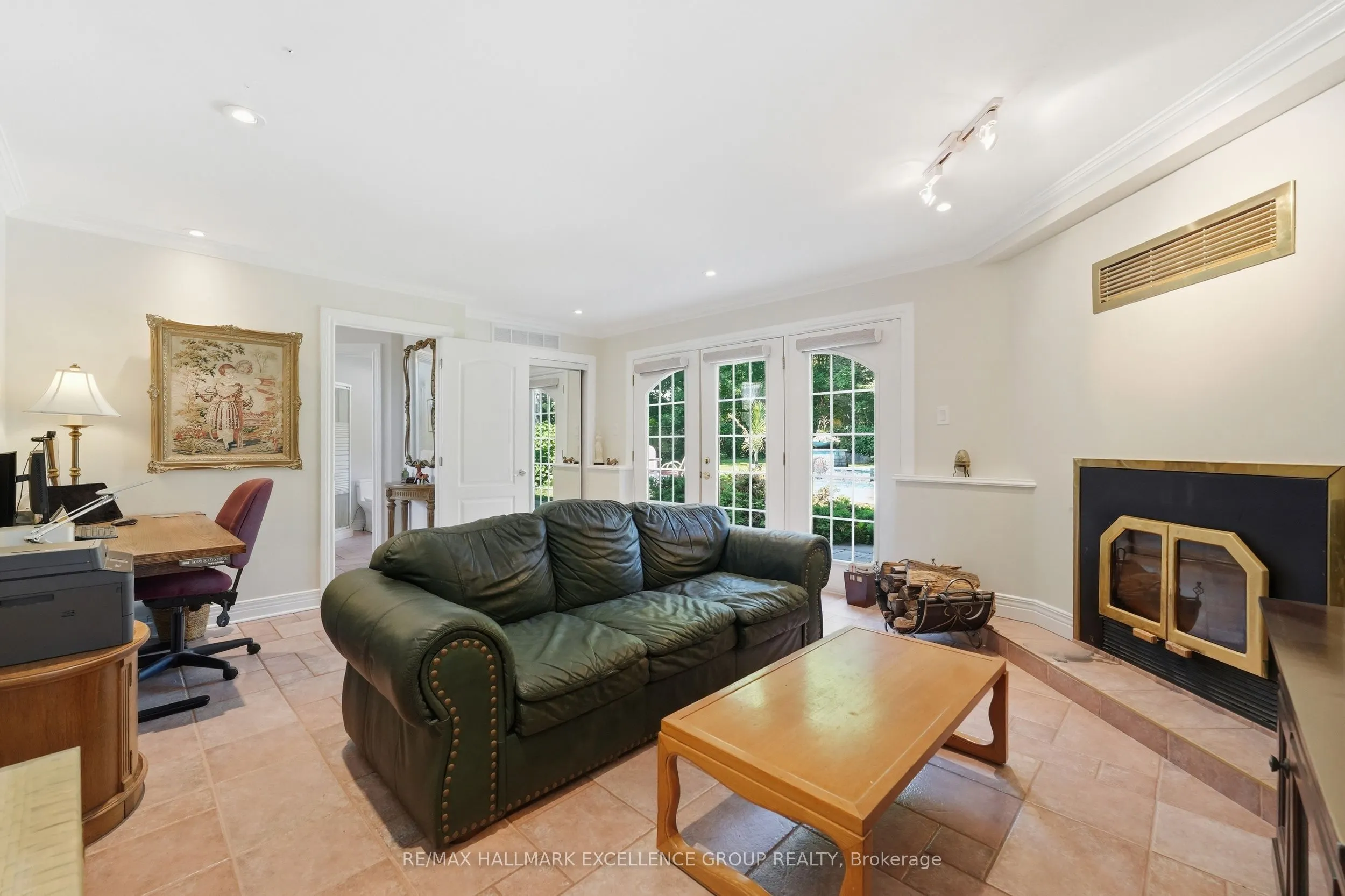 480 Du Ruisseau Street