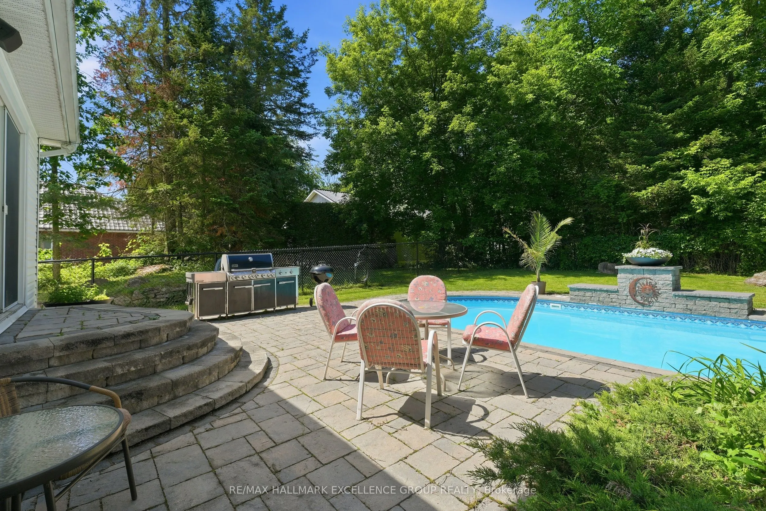 480 Du Ruisseau Street