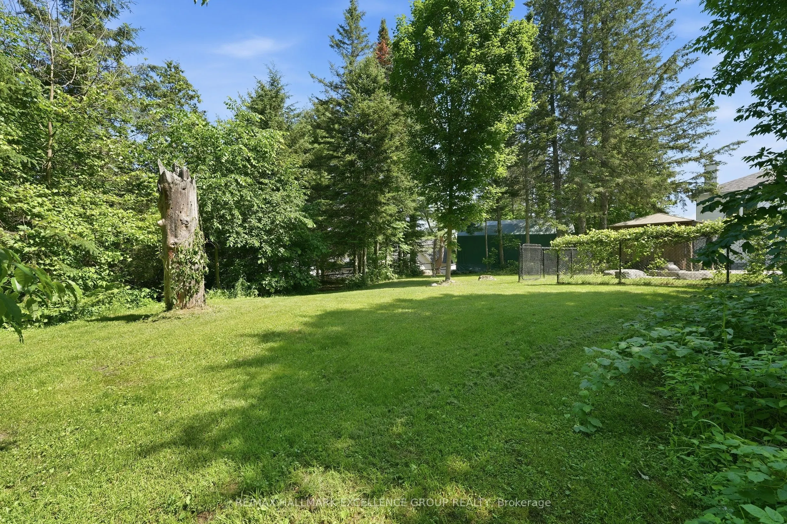 480 Du Ruisseau Street