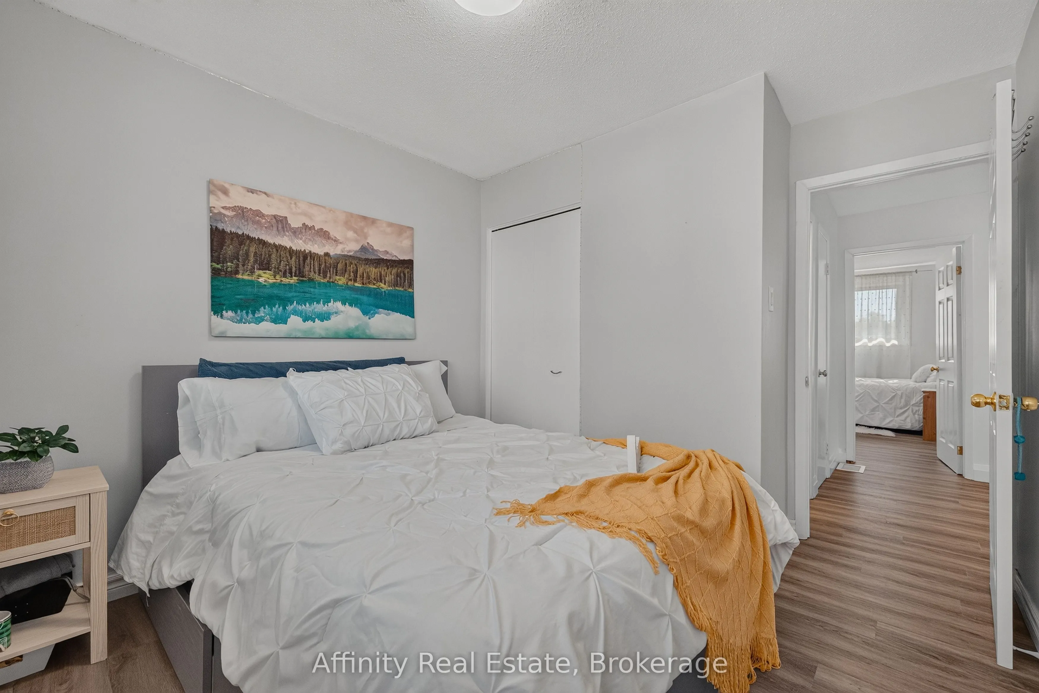 59 Ralgreen Crescent