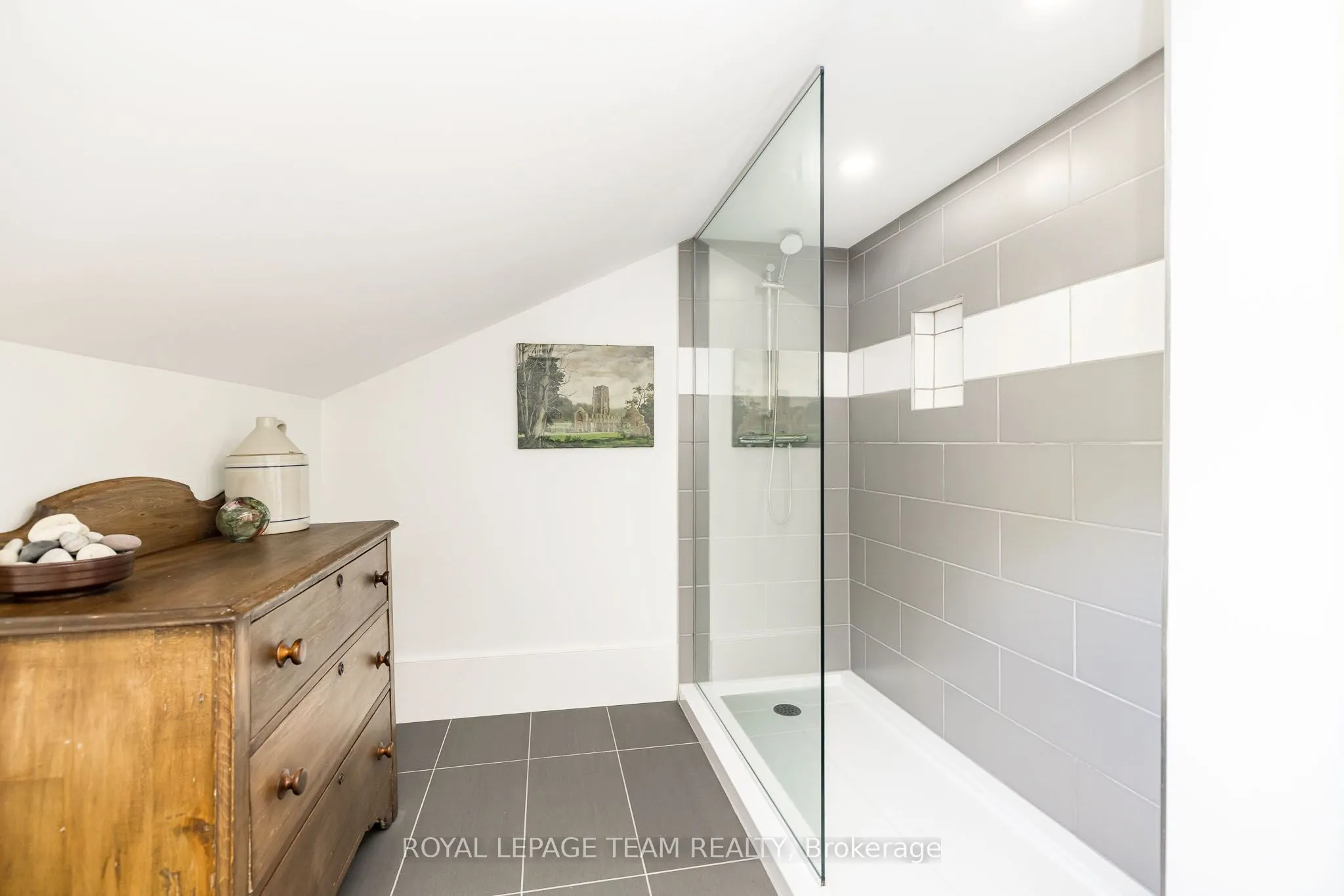 373 Craig Road