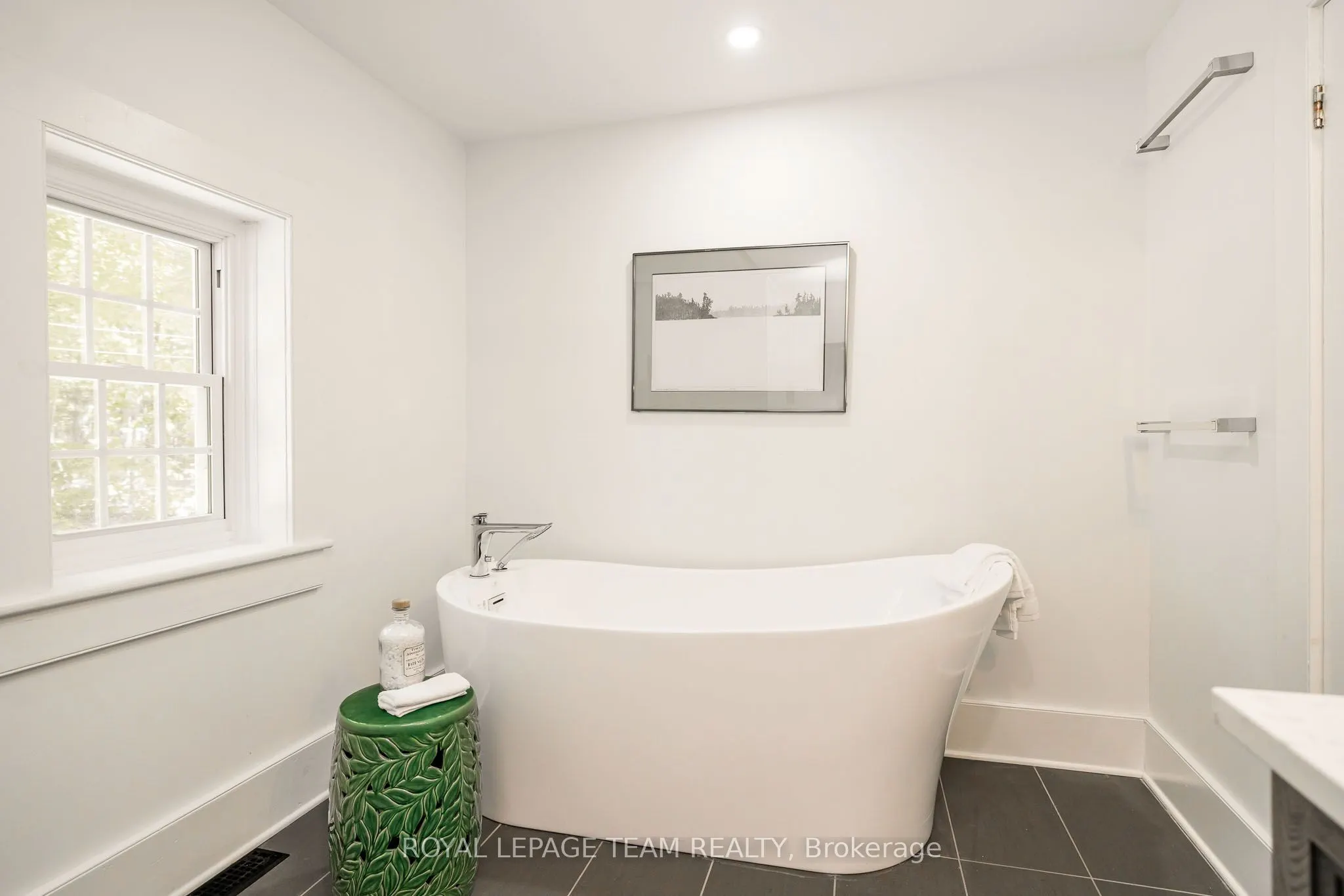 373 Craig Road