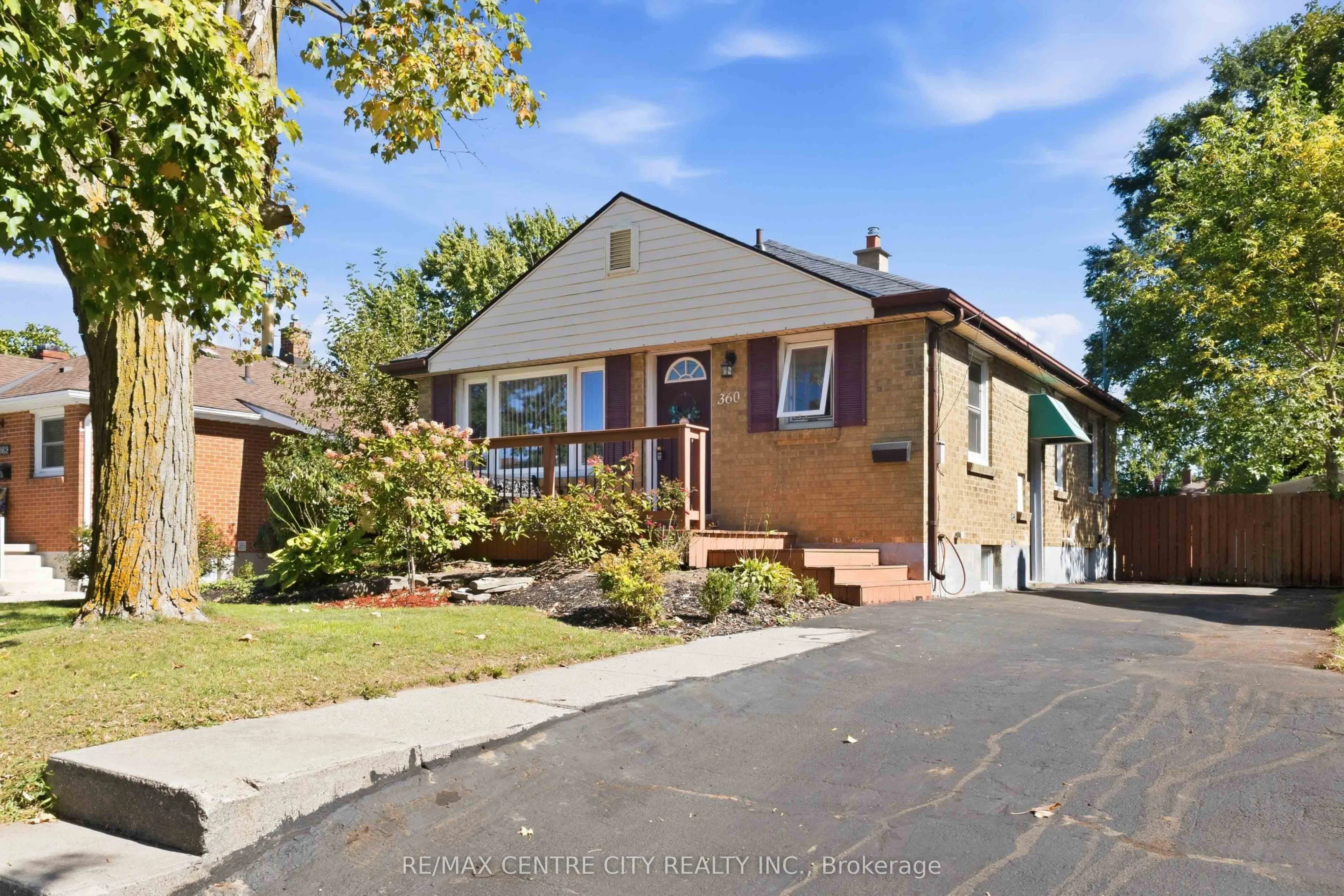 360 Hale Street