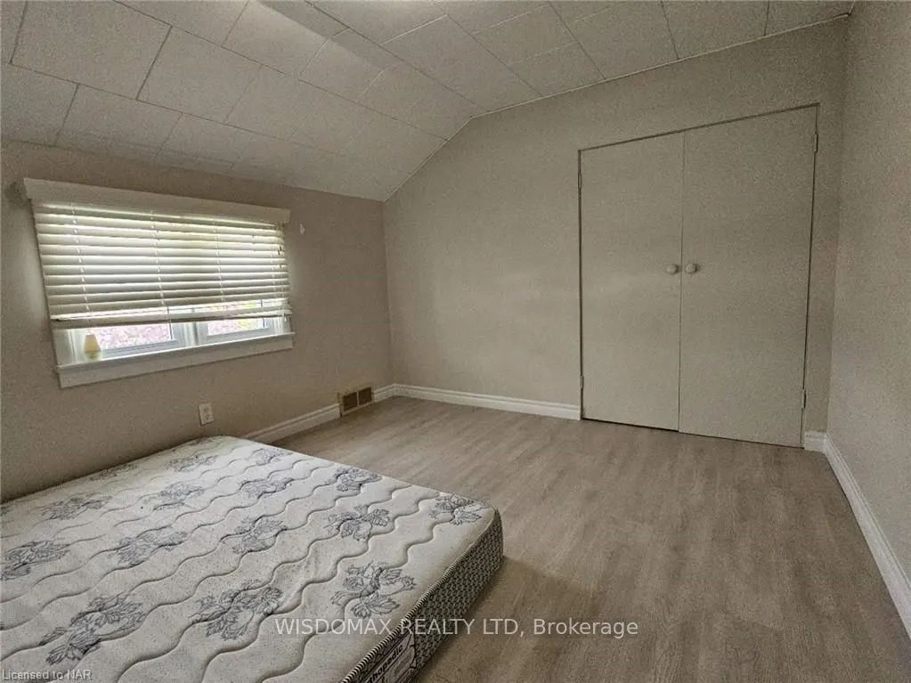 8278 THOROLD STONE Road