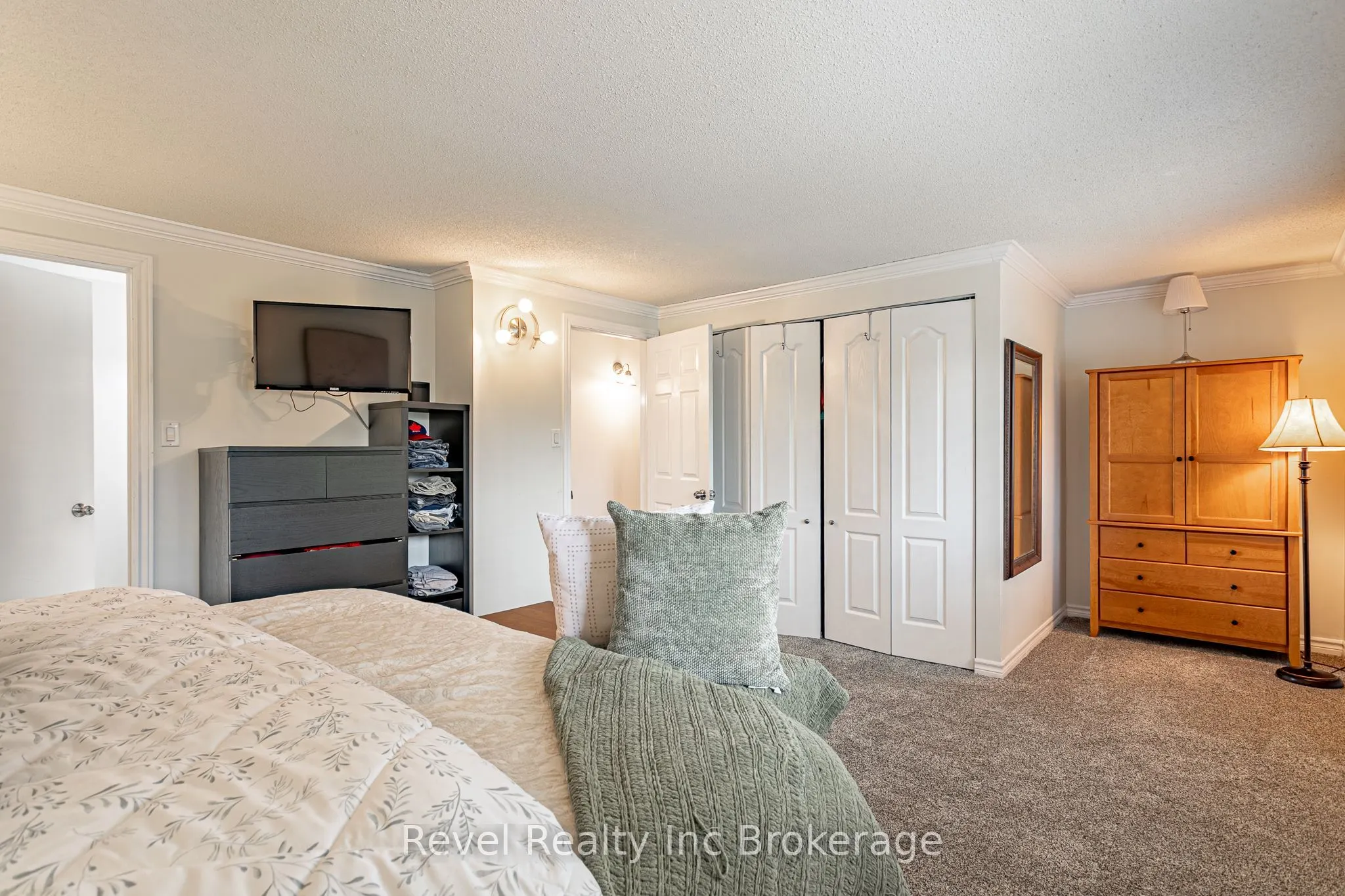 292 Kensington Avenue