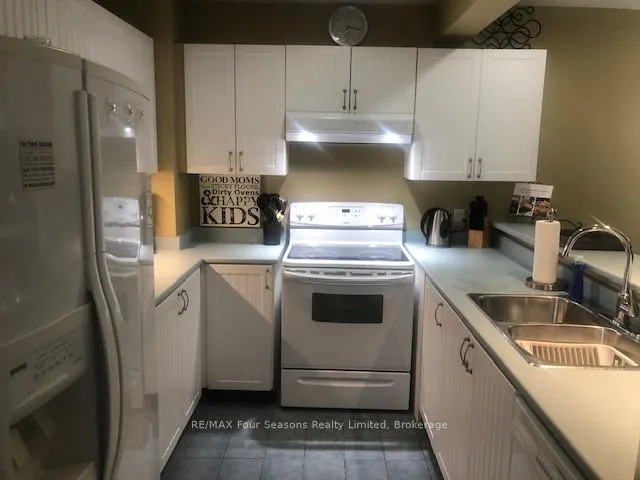146 Settlers Way #21