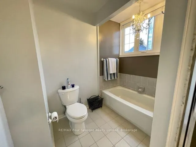 146 Settlers Way #21