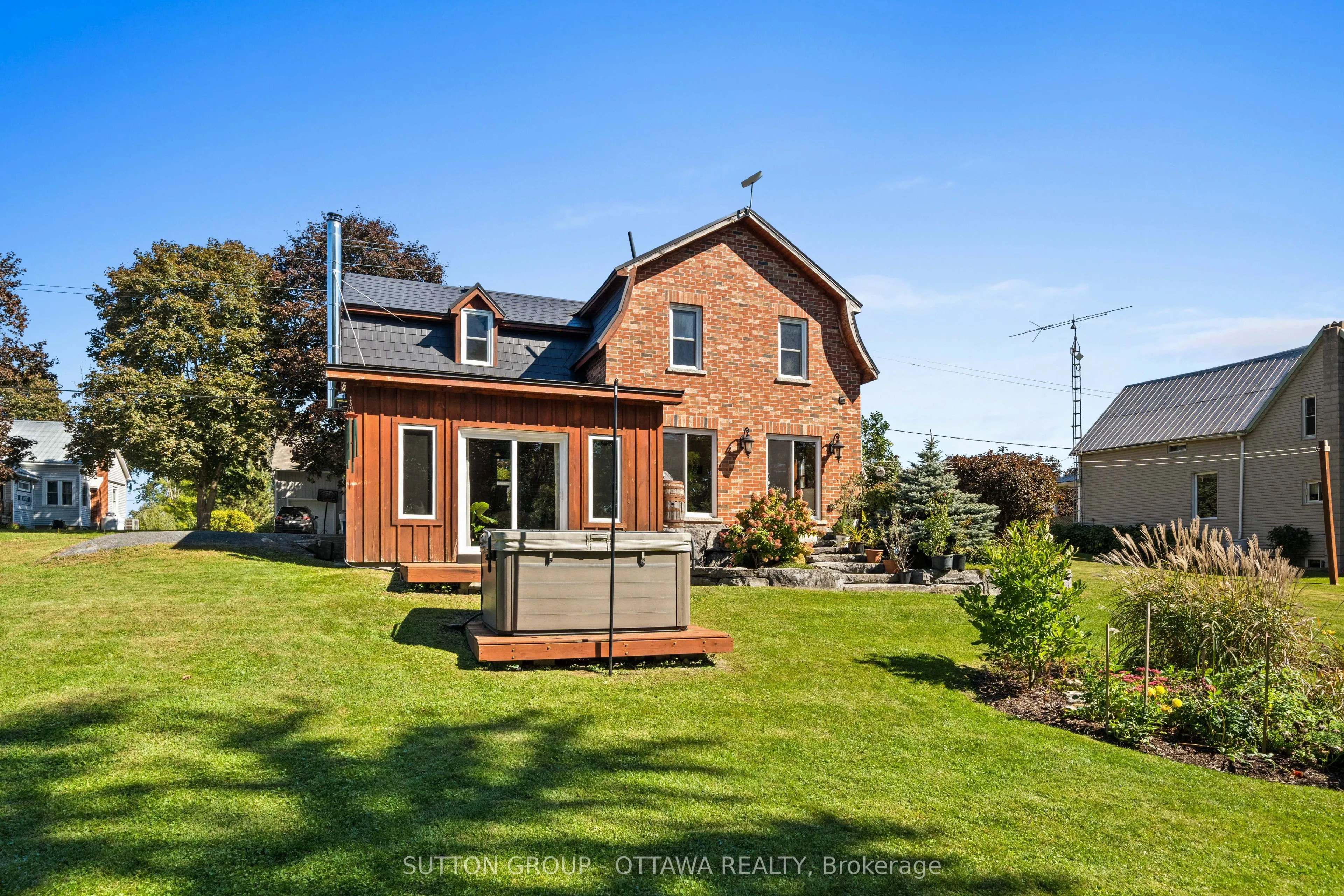 40 Sabourin Street