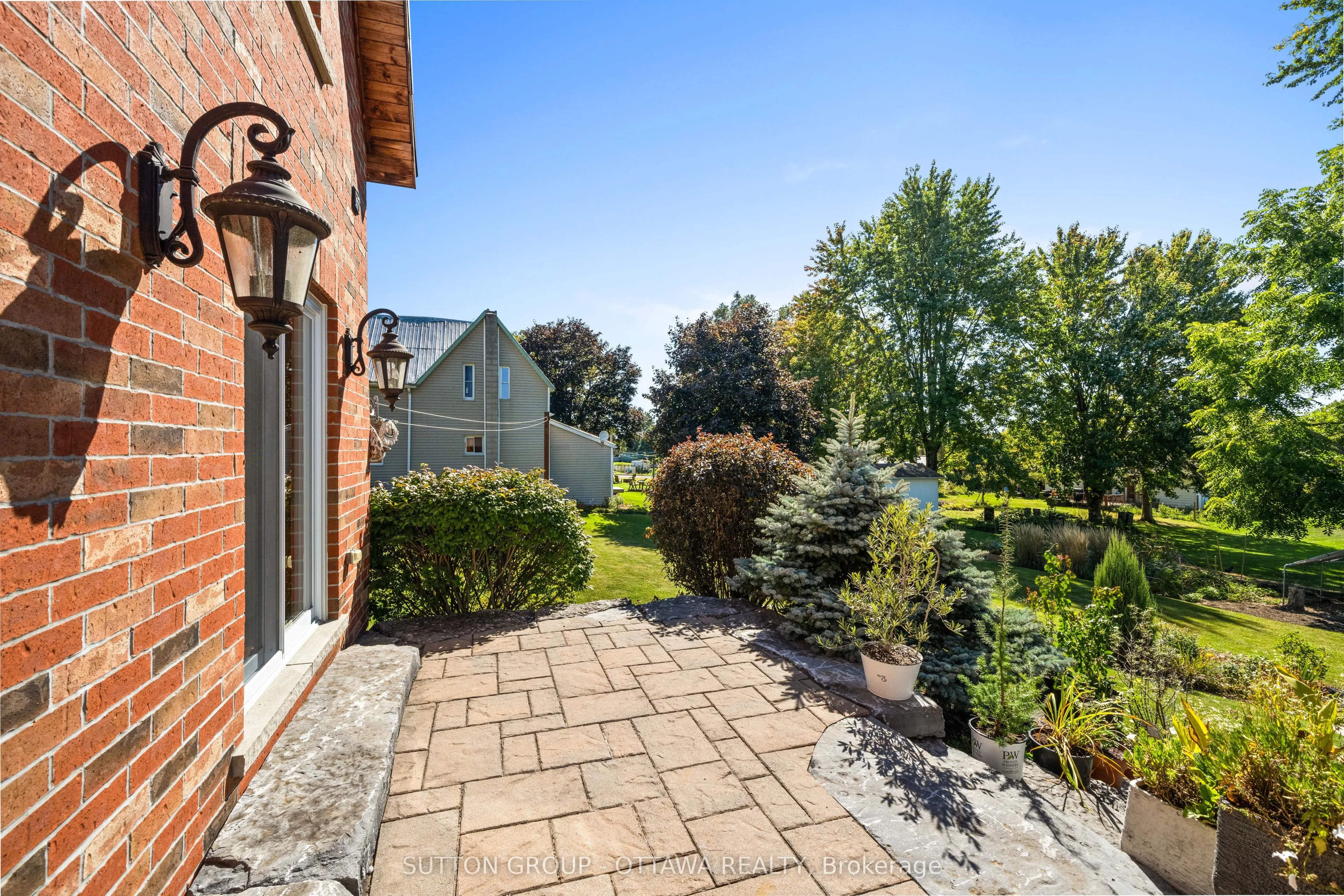 40 Sabourin Street