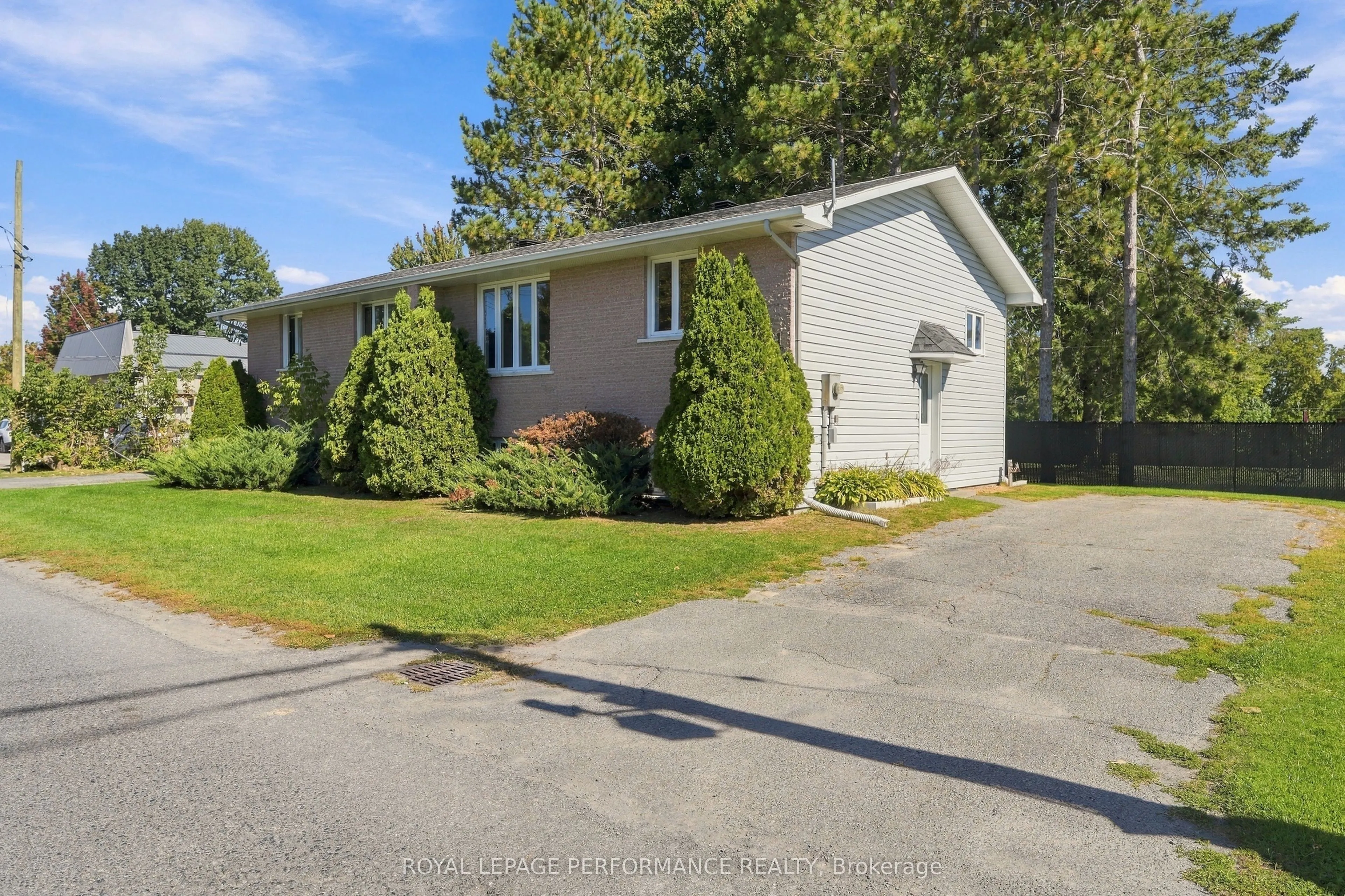 589-591 Bolt Road