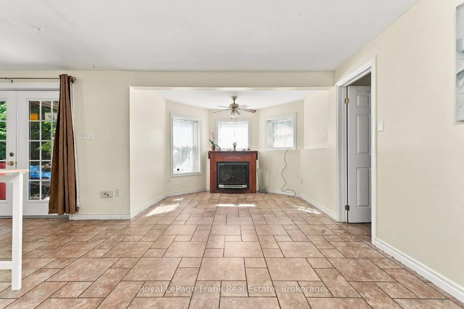 62 Cedartree Lane