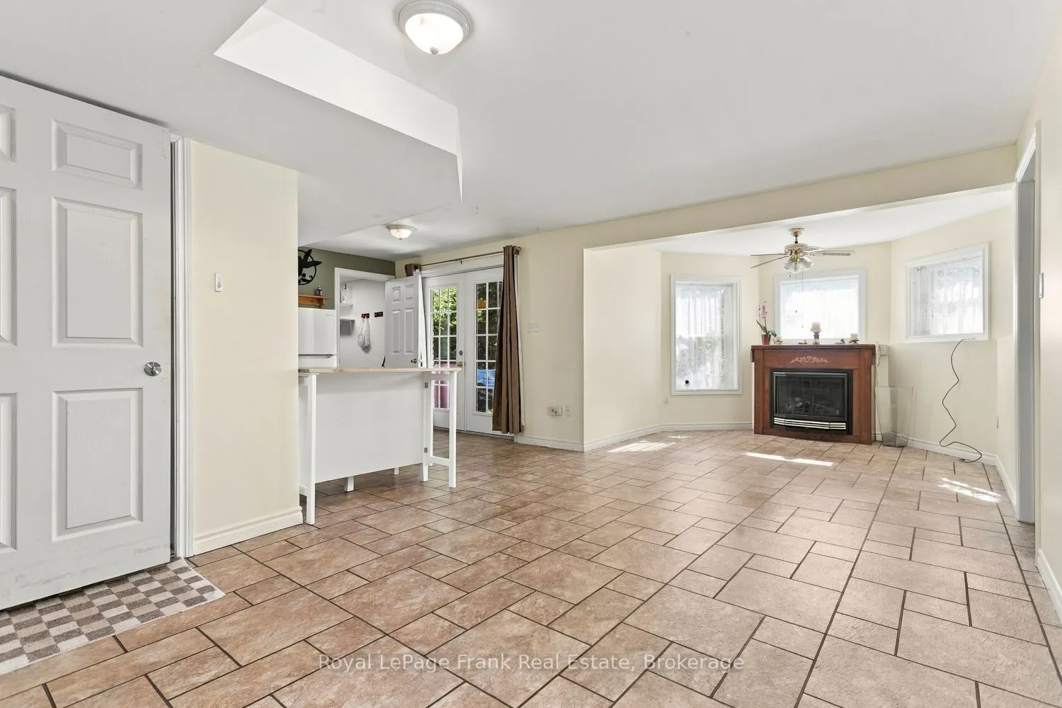 62 Cedartree Lane