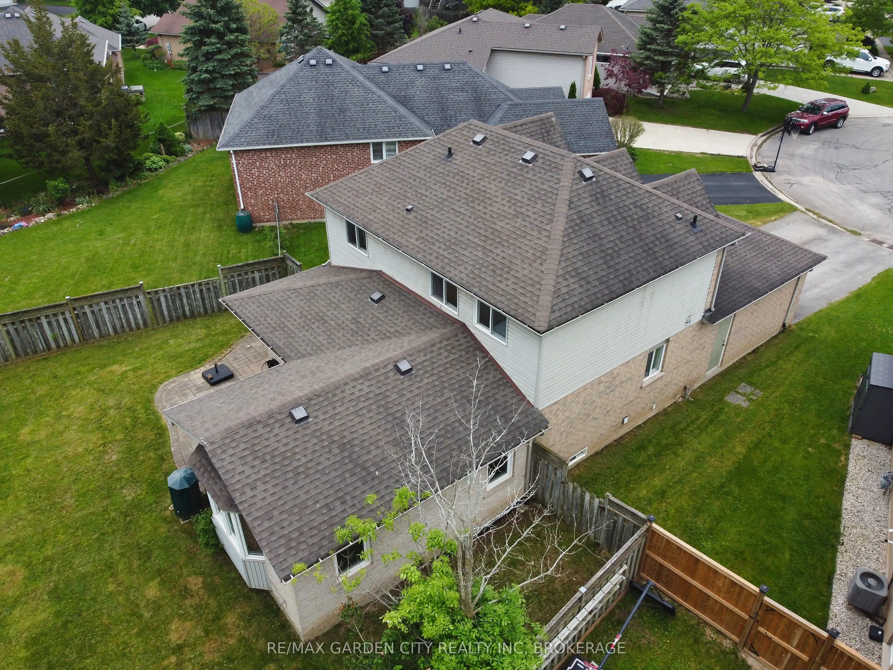 75 Jackson Court E